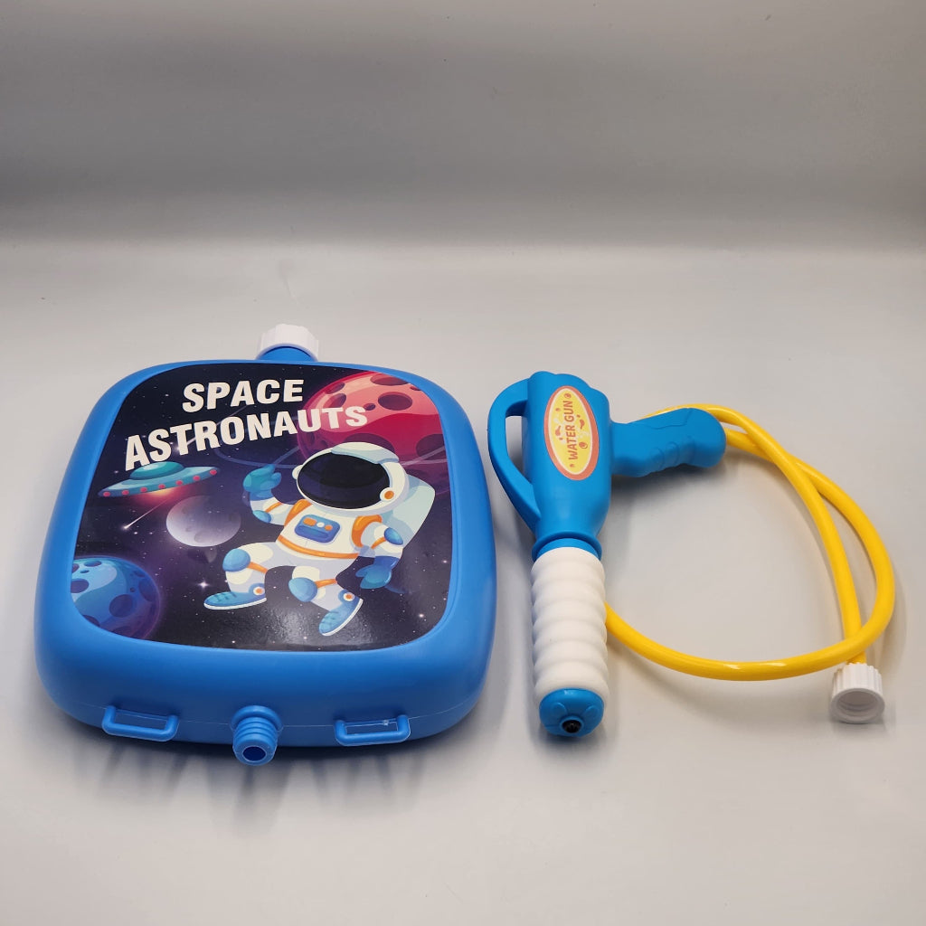 حقيبة ظهر على شكل مسدس مياه كرتونية ذات سعة كبيرة - لعبة ممتعة في الهواء الطلق للأطفال