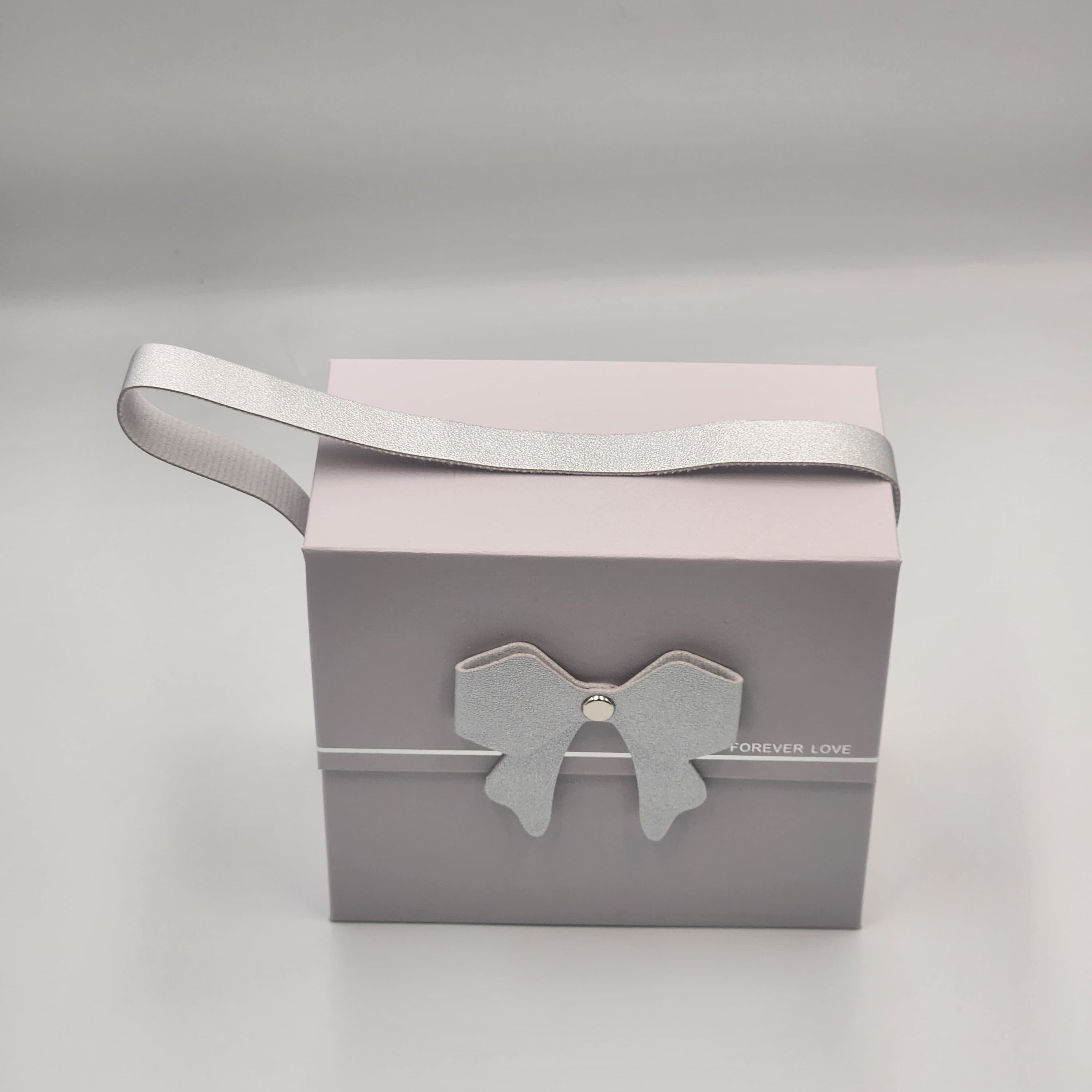 Stylish Luxury Gift Box ( Size 14 x 12.5 x 7.5 CM )