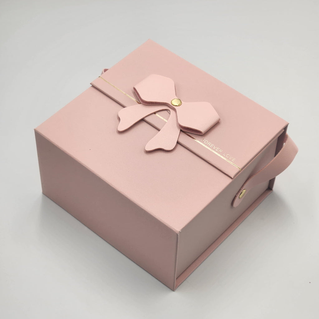 Stylish Luxury Gift Box ( Size 14 x 12.5 x 7.5 CM )