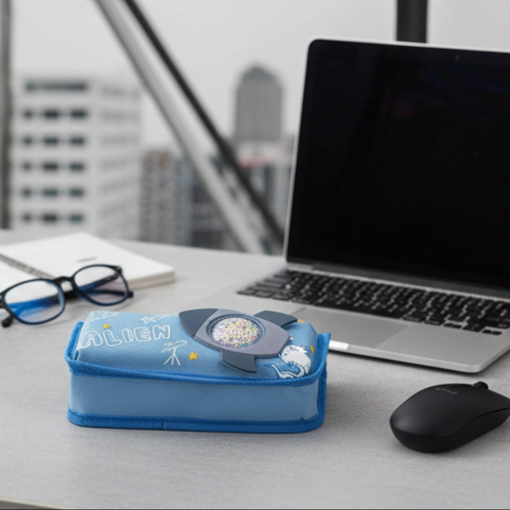 مقلمة لطيفة ذات طابع فضائي – منظم اللوازم المدرسية على شكل صاروخ