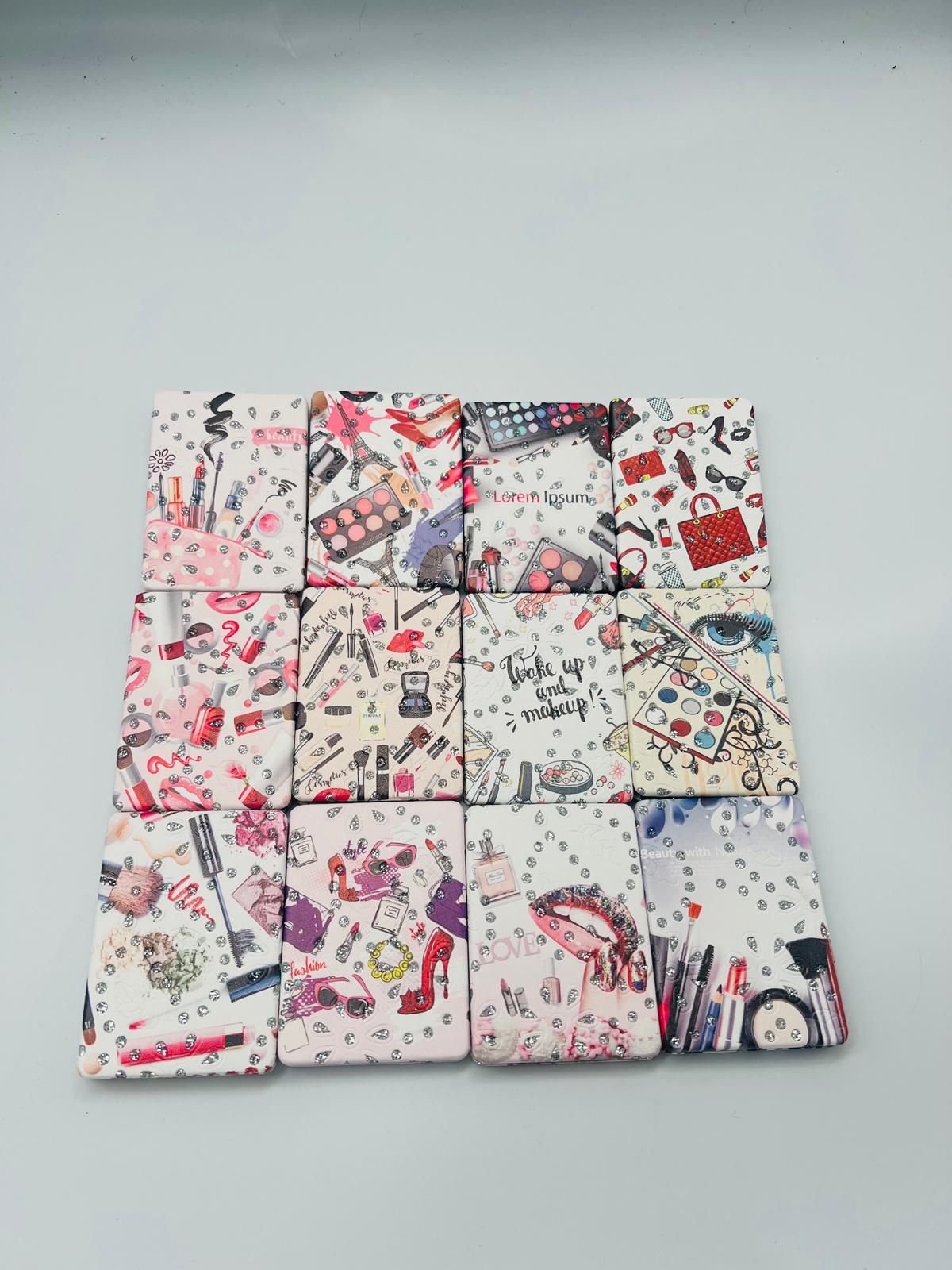 مرآة مكياج محمولة من الفولاذ المقاوم للصدأ - عدسة مكبرة ذات شكل زهرة