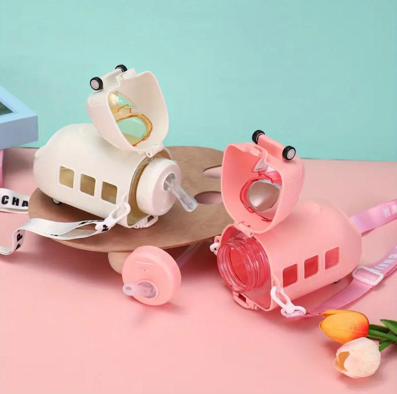 زجاجة مياه بلاستيكية على شكل قطار – كوب للسفر والخارج