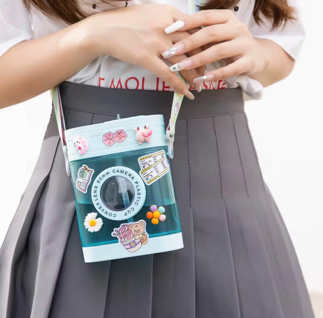 New Retro Camera Creative Water Cup Girl and Boy Gift Portable Summer Children Plastic Water Bottle with Shoulder Strap