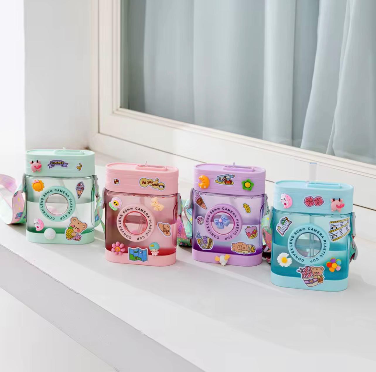 New Retro Camera Creative Water Cup Girl and Boy Gift Portable Summer Children Plastic Water Bottle with Shoulder Strap
