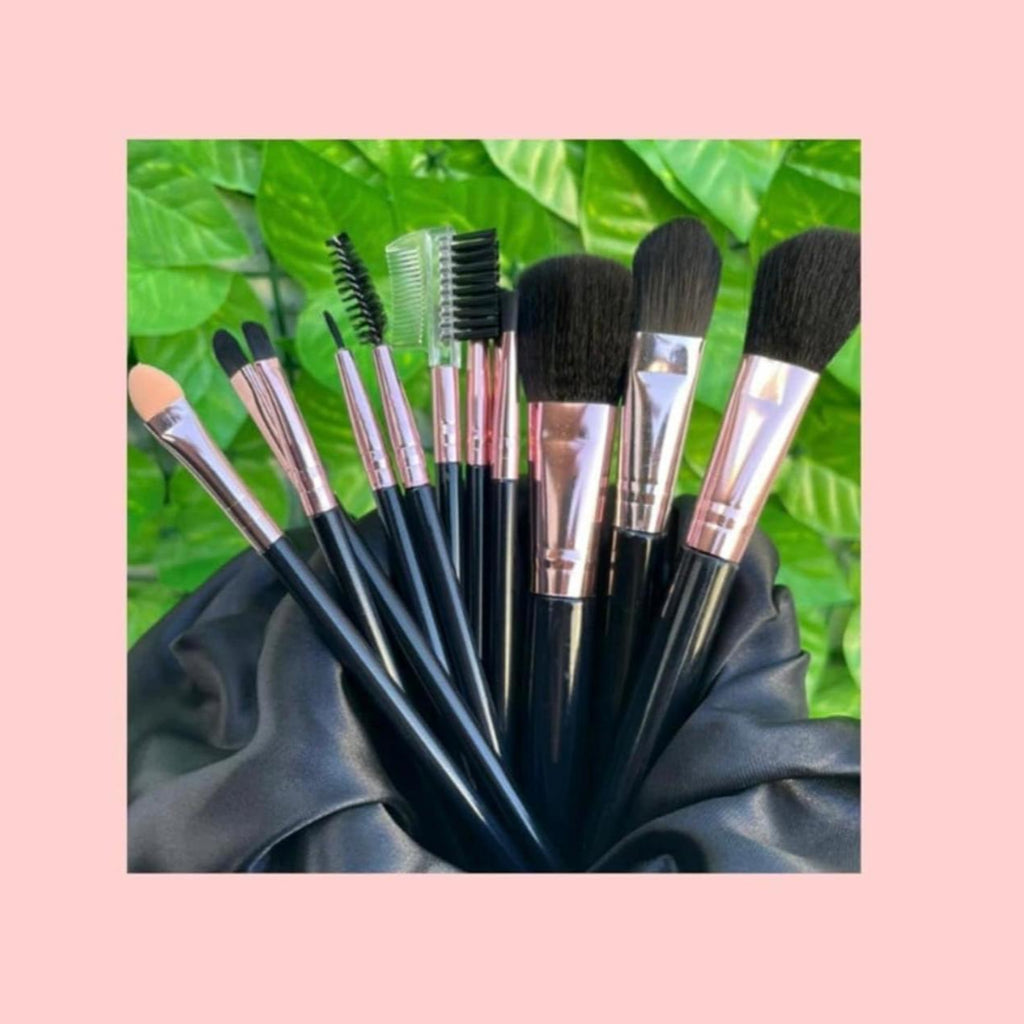 12-Piece Professional Makeup Brush Set โ Premium Synthetic Brushes for Face & Eyes