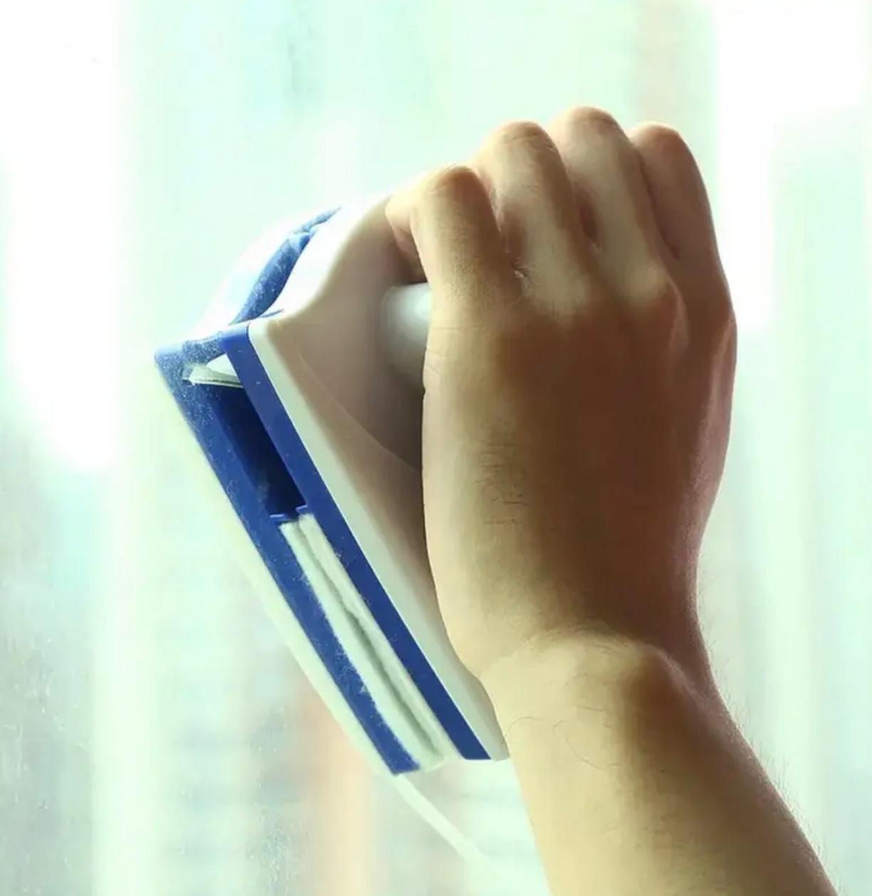 منظف الزجاج المثلث – أداة تنظيف النوافذ المغناطيسية ذات الوجهين