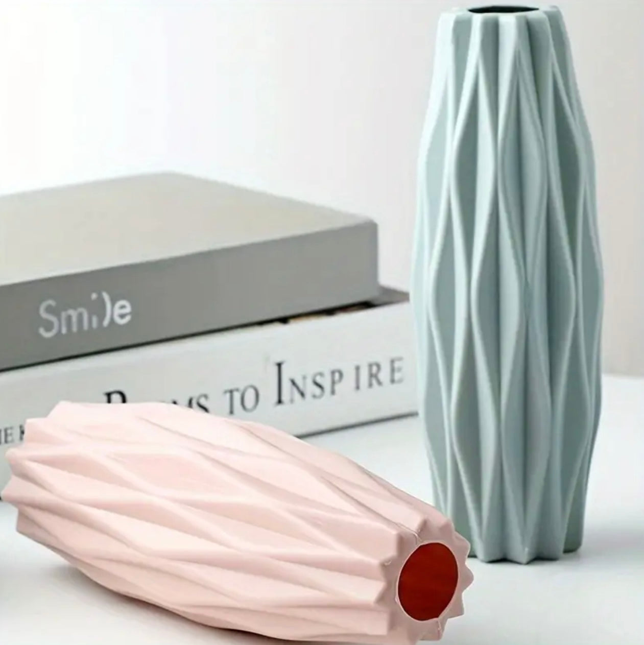 مزهرية ديكور حديثة – أصيص زهور بلاستيك بمظهر سيراميك