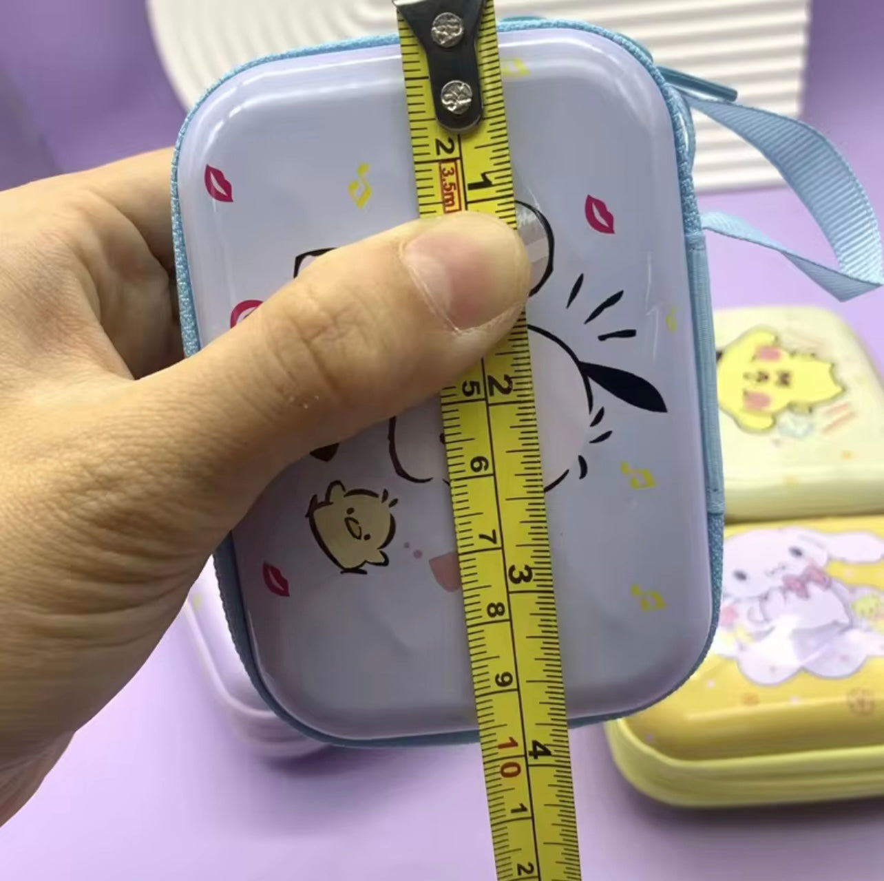 Random Cartoon Storage Bag – Multi-Purpose Handheld Zipper Organizer