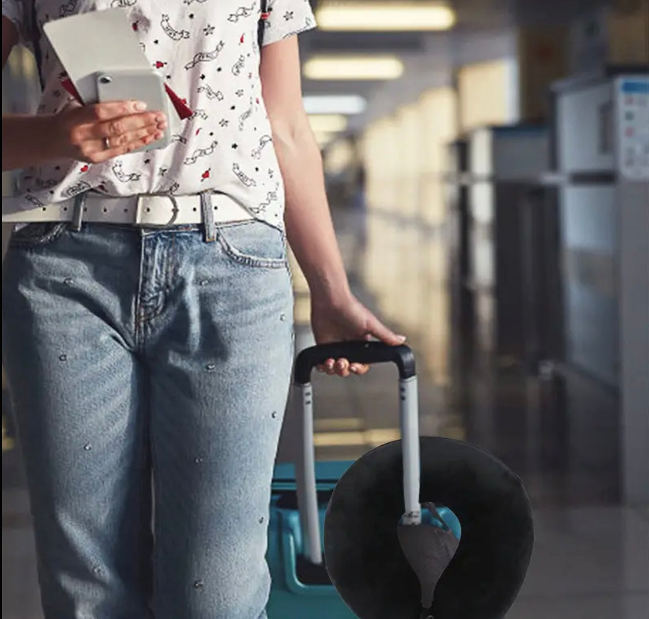 Travel Neck Pillow – Soft U-Shaped Support for Airplane, Car, Home & Office