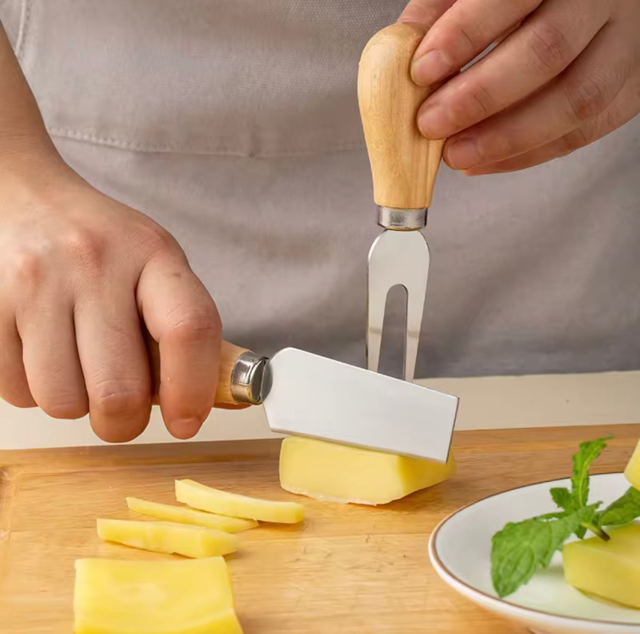 4pcs Wooden Cheese Spreader Set – Mini Butter & Cheese Knives