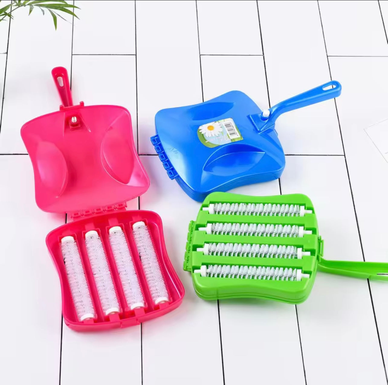 Multi-Functional Vacuum Cleaner Brush – Carpet, Sofa & Pet Hair Cleaning