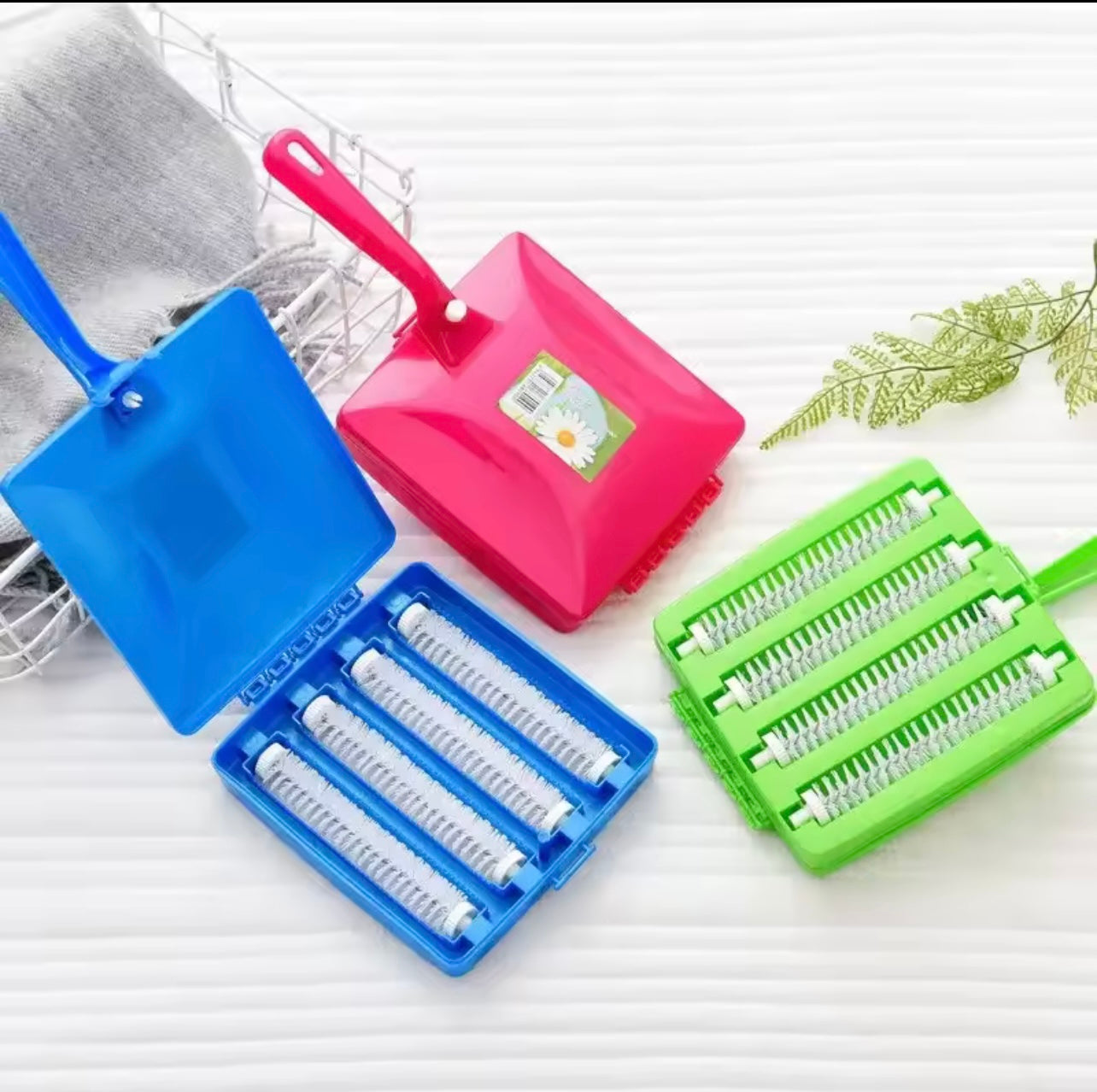 Multi-Functional Vacuum Cleaner Brush – Carpet, Sofa & Pet Hair Cleaning