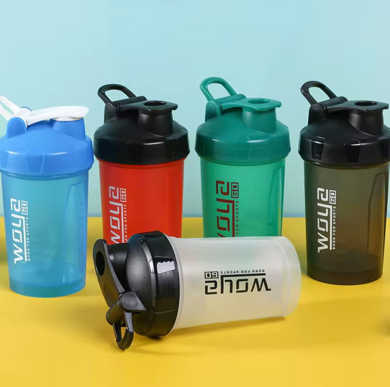 زجاجة شيكر بروتين خالية من مادة BPA – طبقة مزدوجة مع خلاط من الفولاذ المقاوم للصدأ