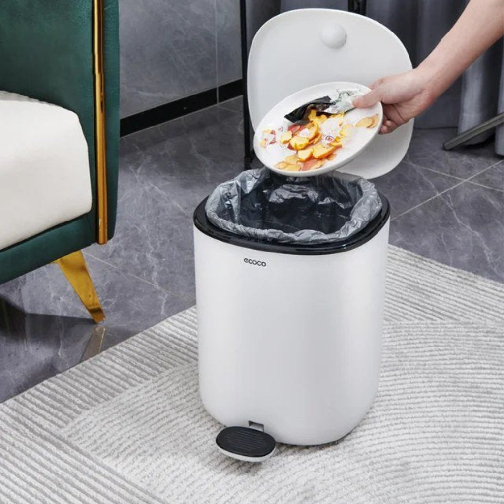 Ecoco Modern Minimalist Foot-Pedal Trash Can with Lid โ Home Compost & Waste Bin
