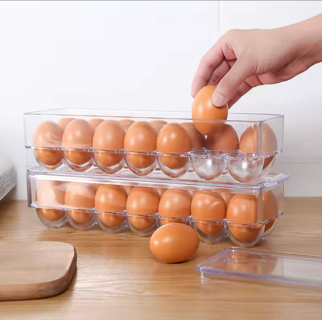 Transparent Refrigerator Side Door Egg Storage Box – 12 Grid Fresh-Keeping Egg Dispenser