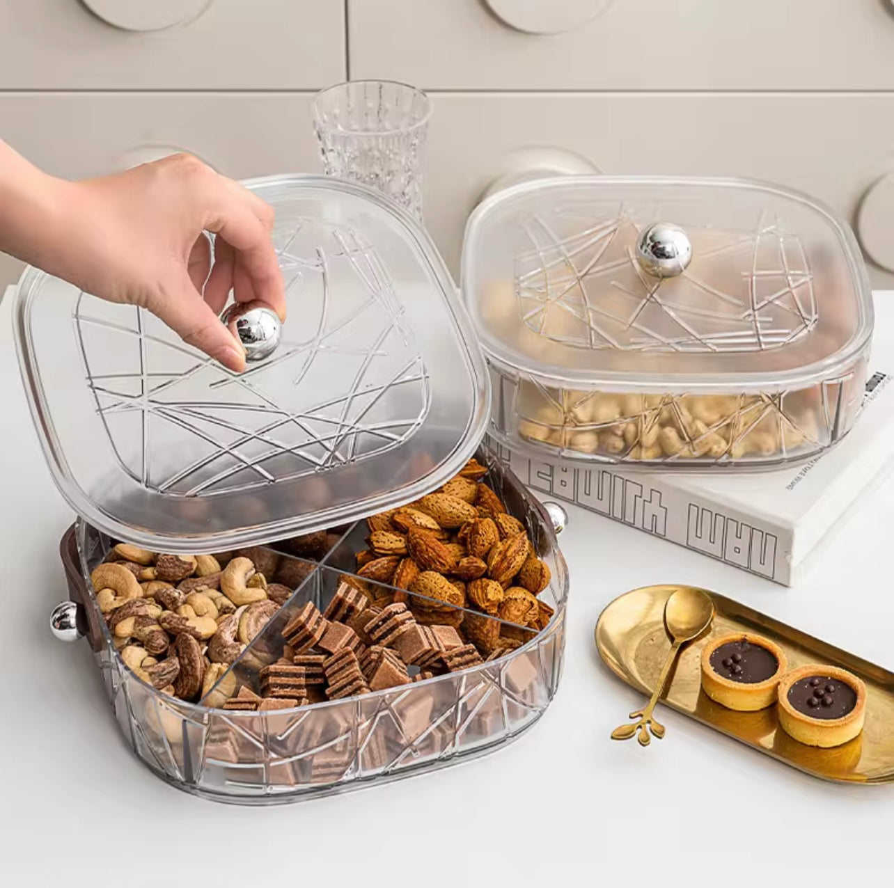 طبق تقديم الفواكه المجففة والوجبات الخفيفة مع مقبض - صينية مقبلات متعددة الأقسام