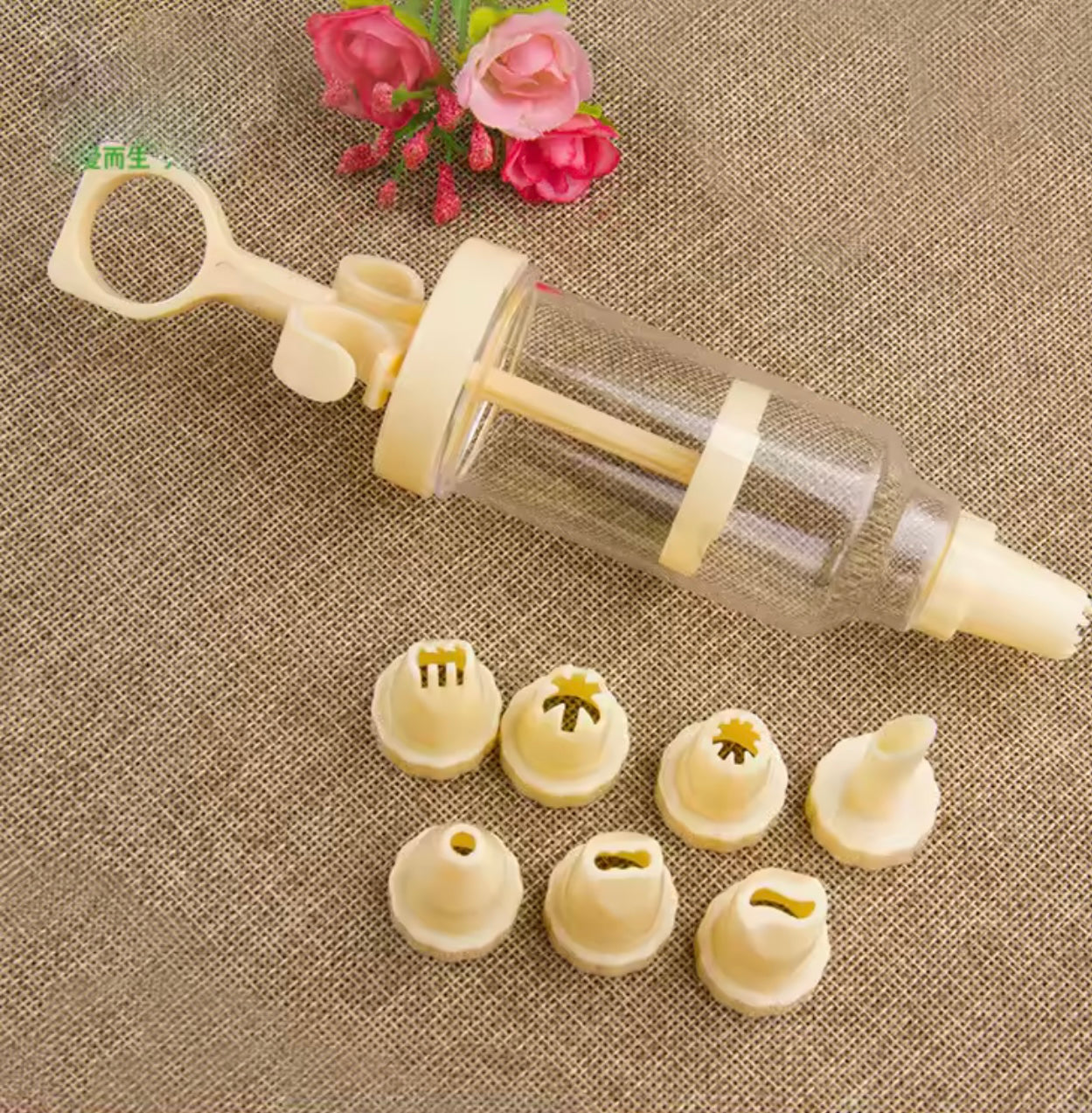 مجموعة مسدس تزيين الثلج - 8 قطع من أطراف الأنابيب لتزيين الكيك والحلوى