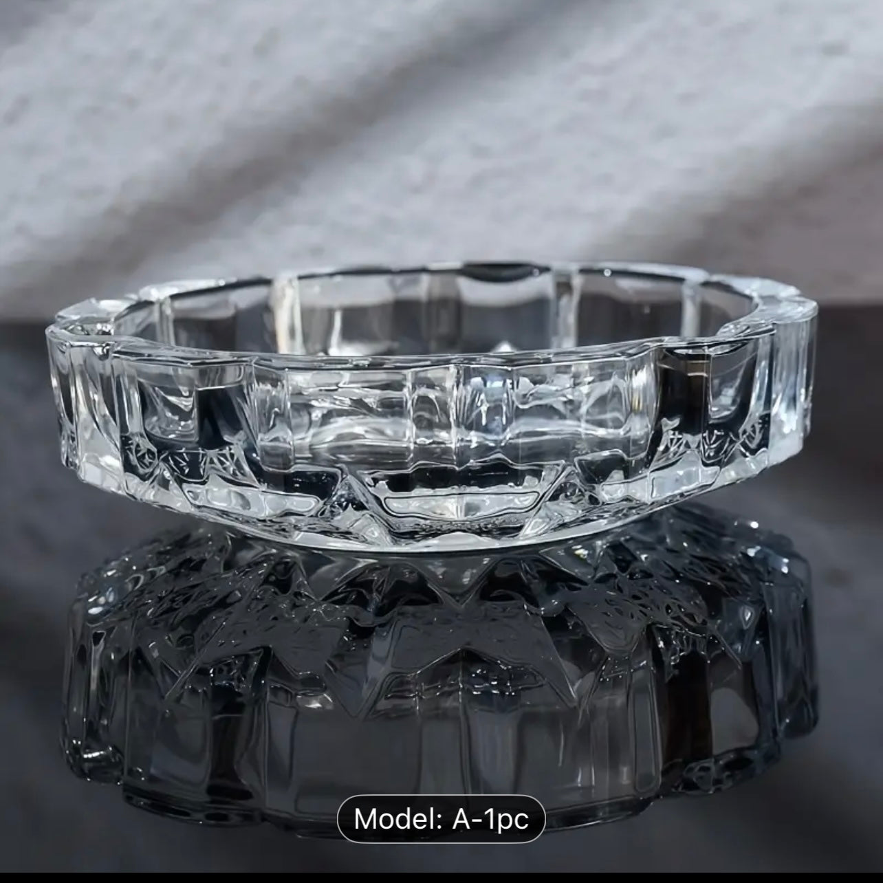 منفضة سجائر زجاجية كريستالية أنيقة - مقاومة للرياح ومتينة