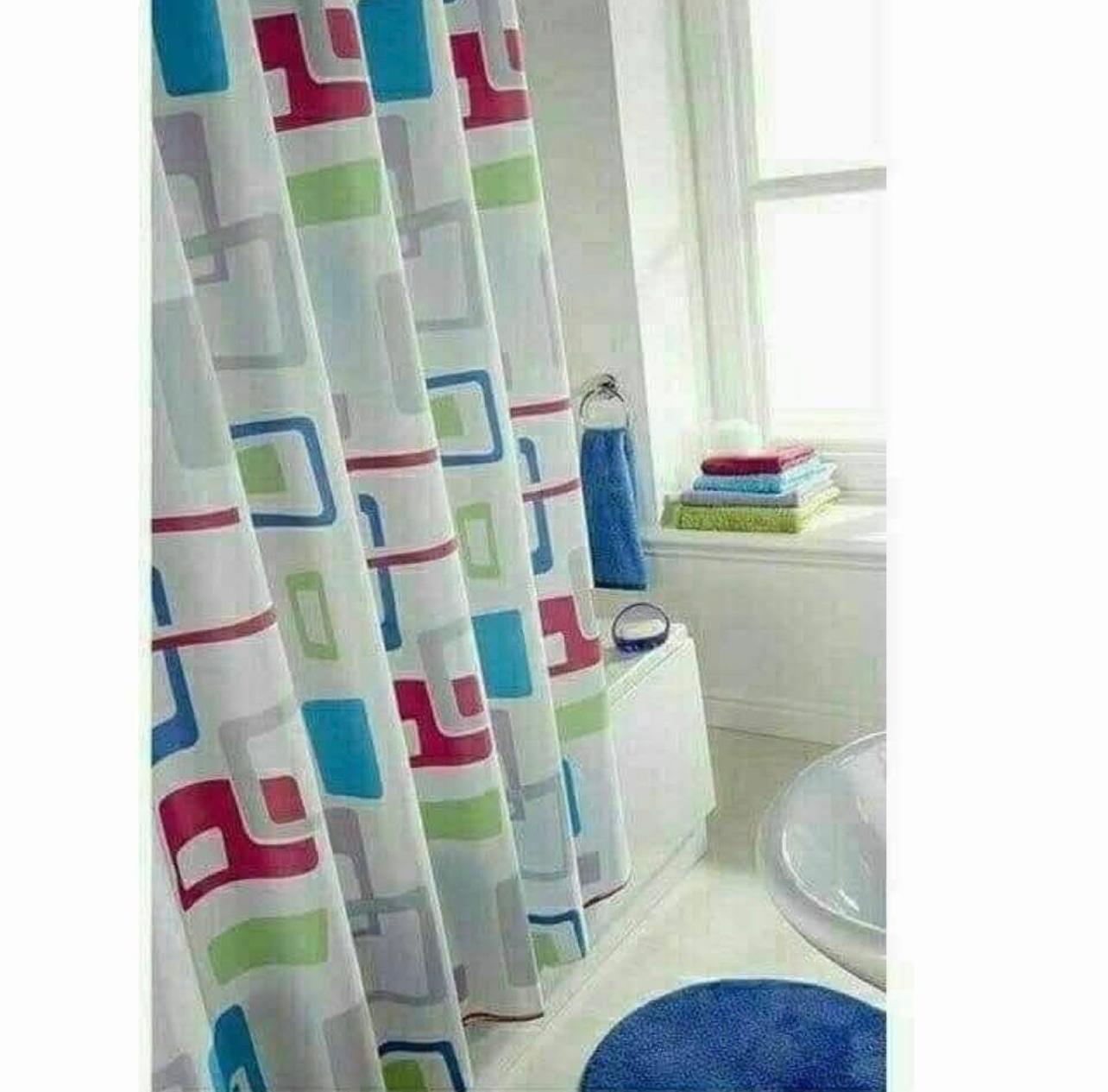 High Quality Random model Shower Curtain Bathroom Bathing Curtain Wet-Dry Separation Barrier with Embossed Polyester Fabric and 12 -hooks