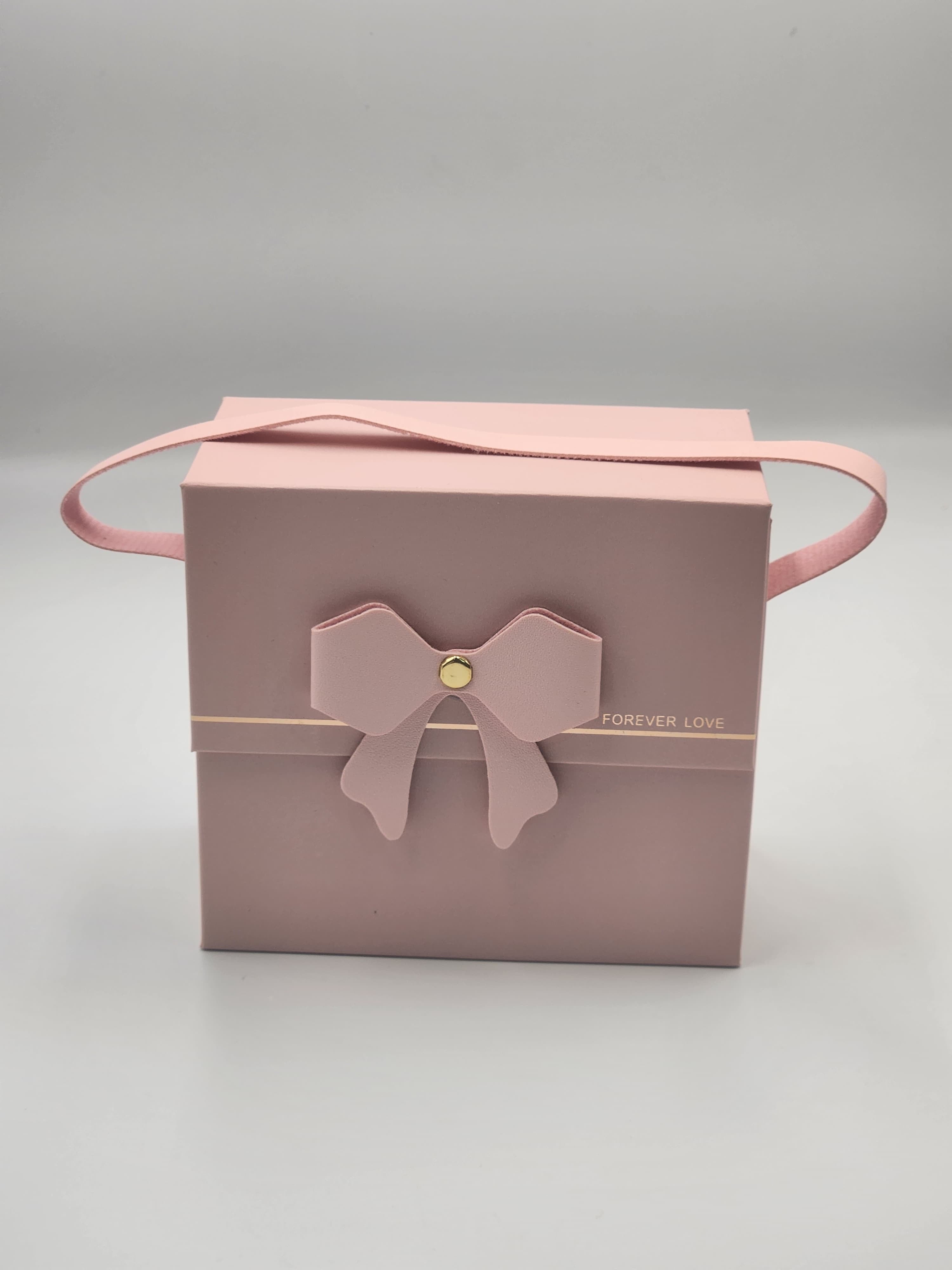 Stylish Luxury Gift Box ( Size 14 x 12.5 x 7.5 CM )