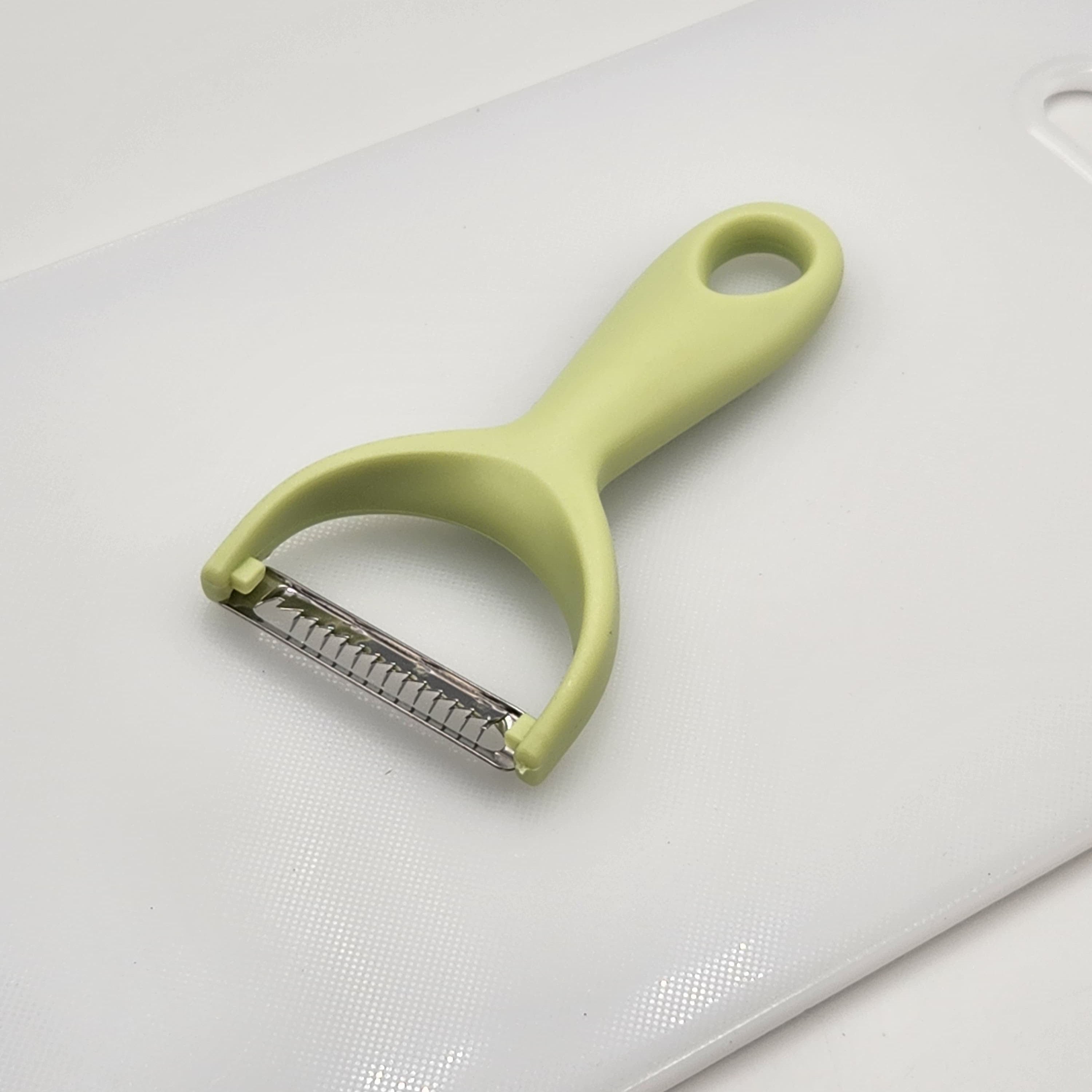 3 pcs - Set  Stainless Steel Peeler with Comfortable Grip, Straight Blade, Food-Safe Plastic Handle, Essential Kitchen Tool for Fruits and Vegetables