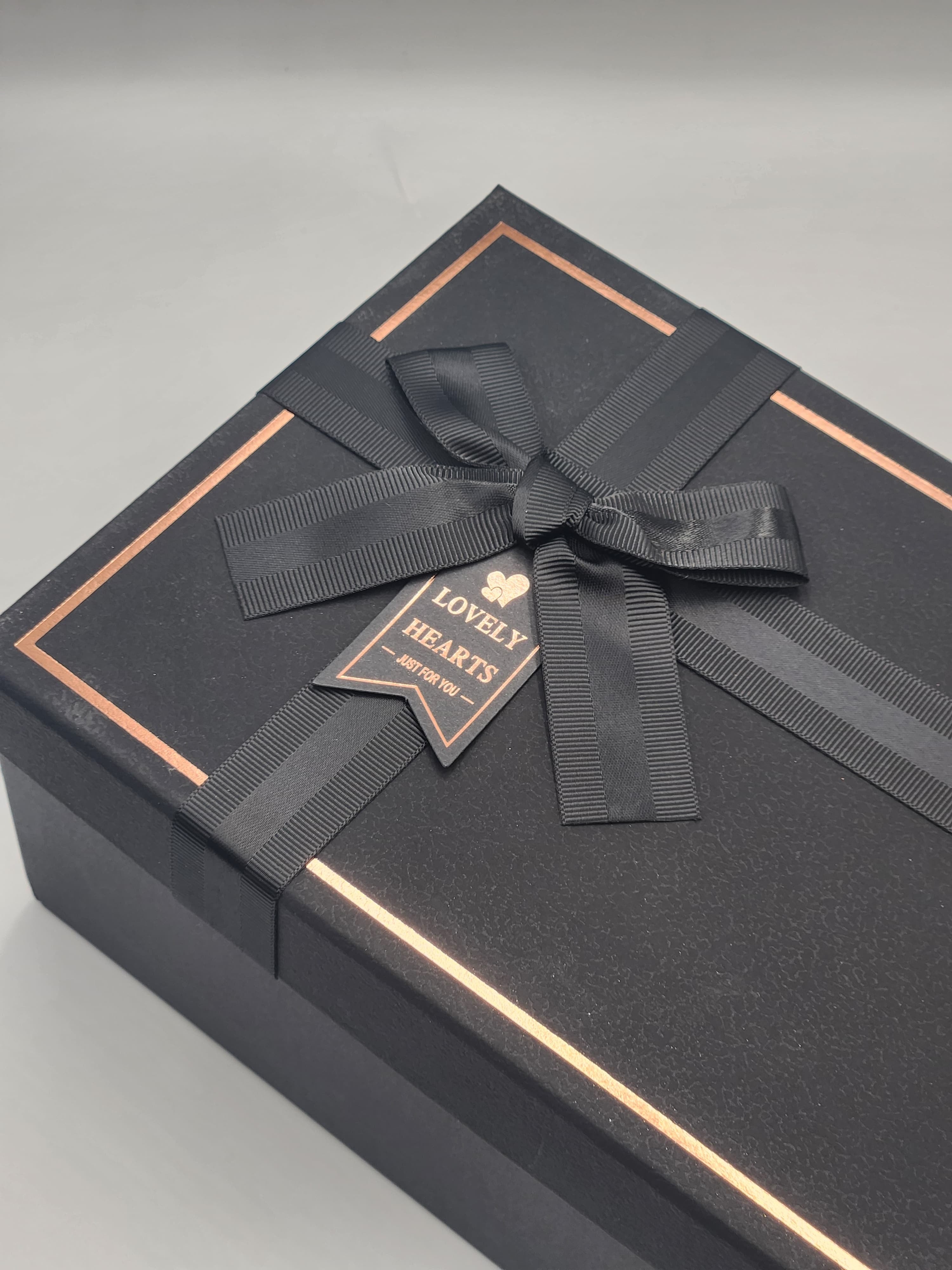 Elegant Colors Gift Box