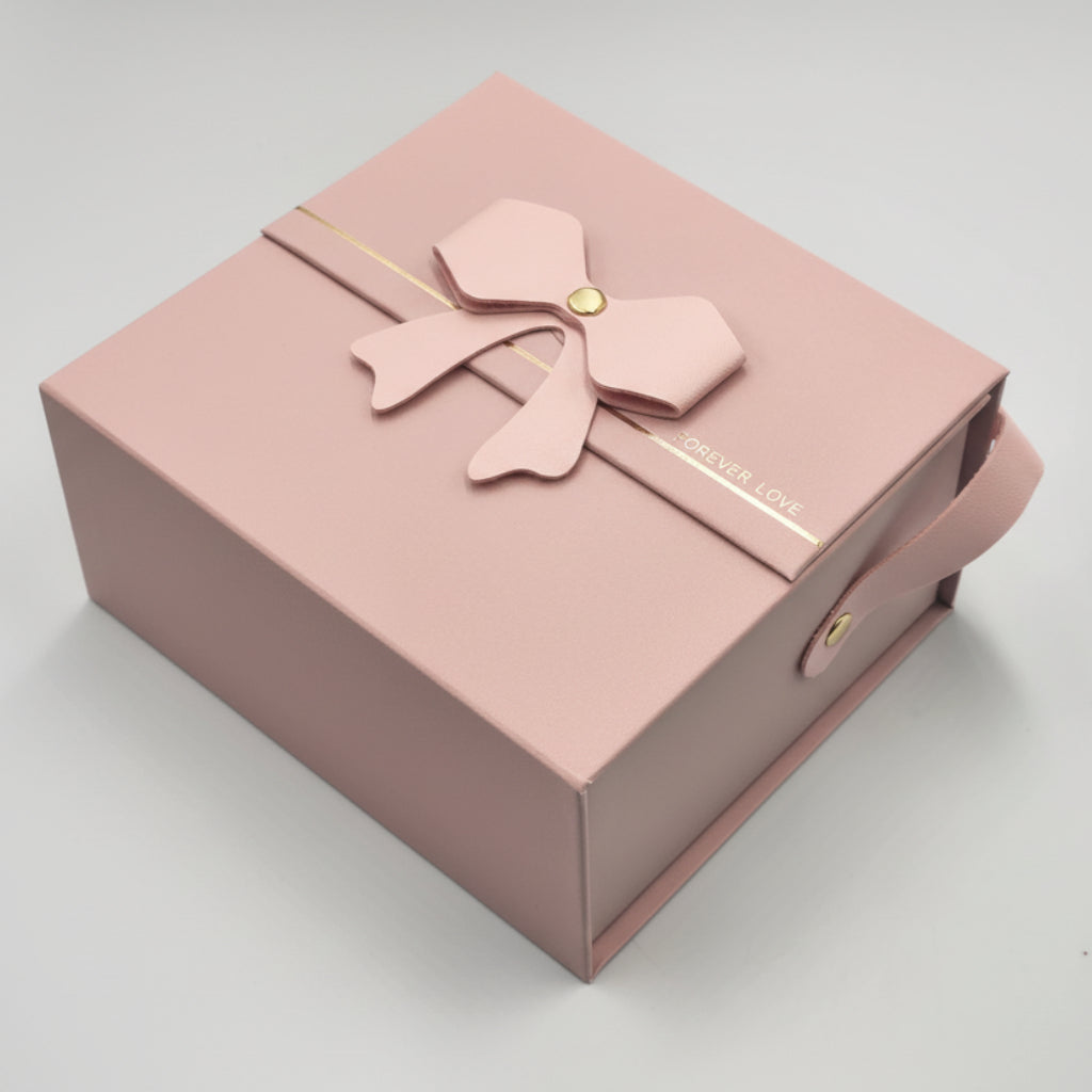 Stylish Luxury Gift Box ( Size 14 x 12.5 x 7.5 CM )
