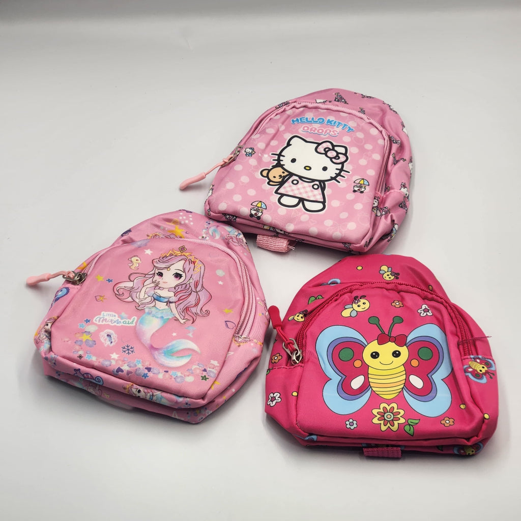 Kids Crossbody Bag,Size 18 cm in height and 13 cm in width,Backpacker purse with Adjustable Strap, School Accessory, Cartoon style
