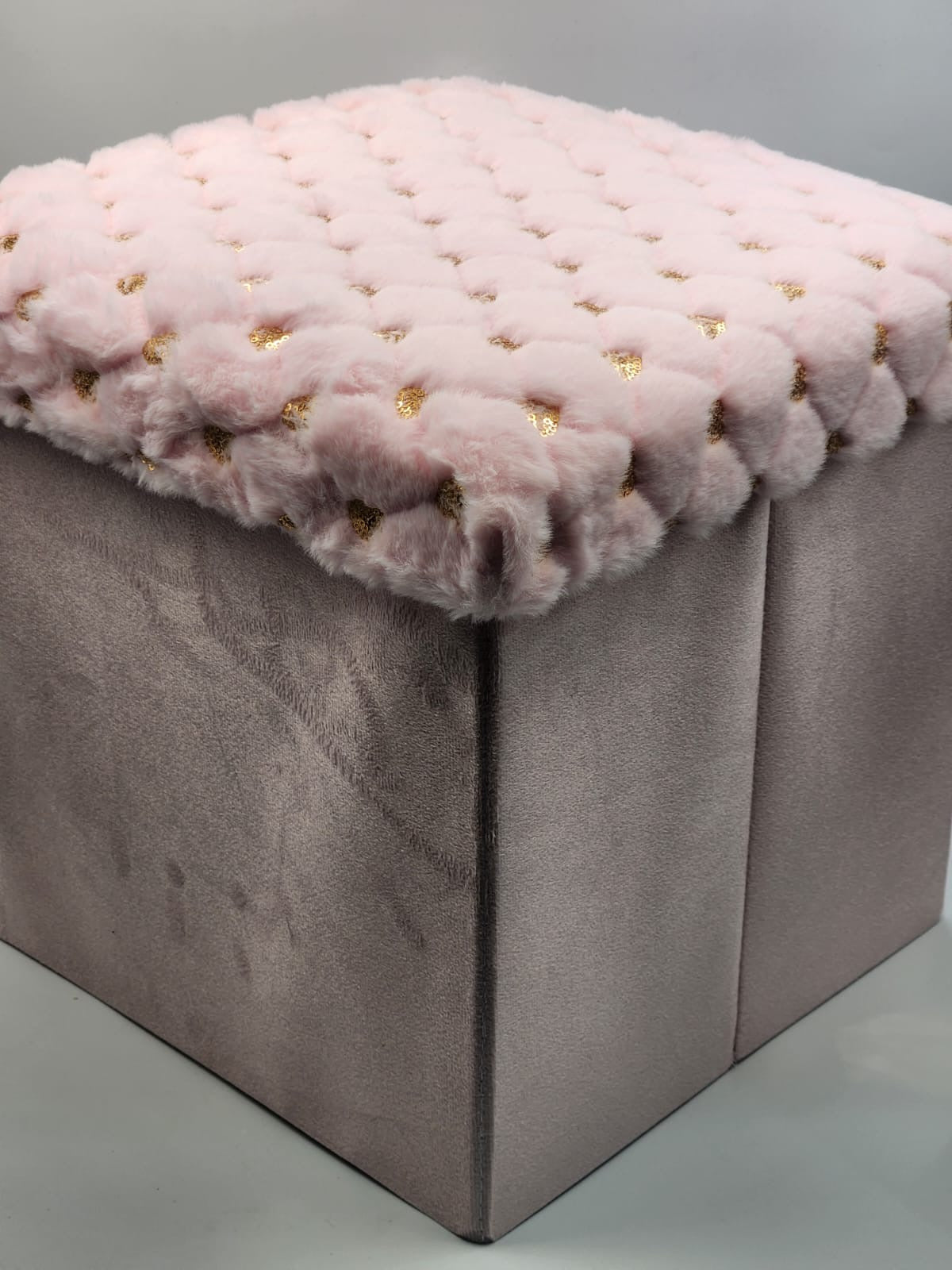Foldable Stool Ottoman Durable Storage Box for Bedroom Hotel Farmhouse Hall Apartment Villa,Gift box