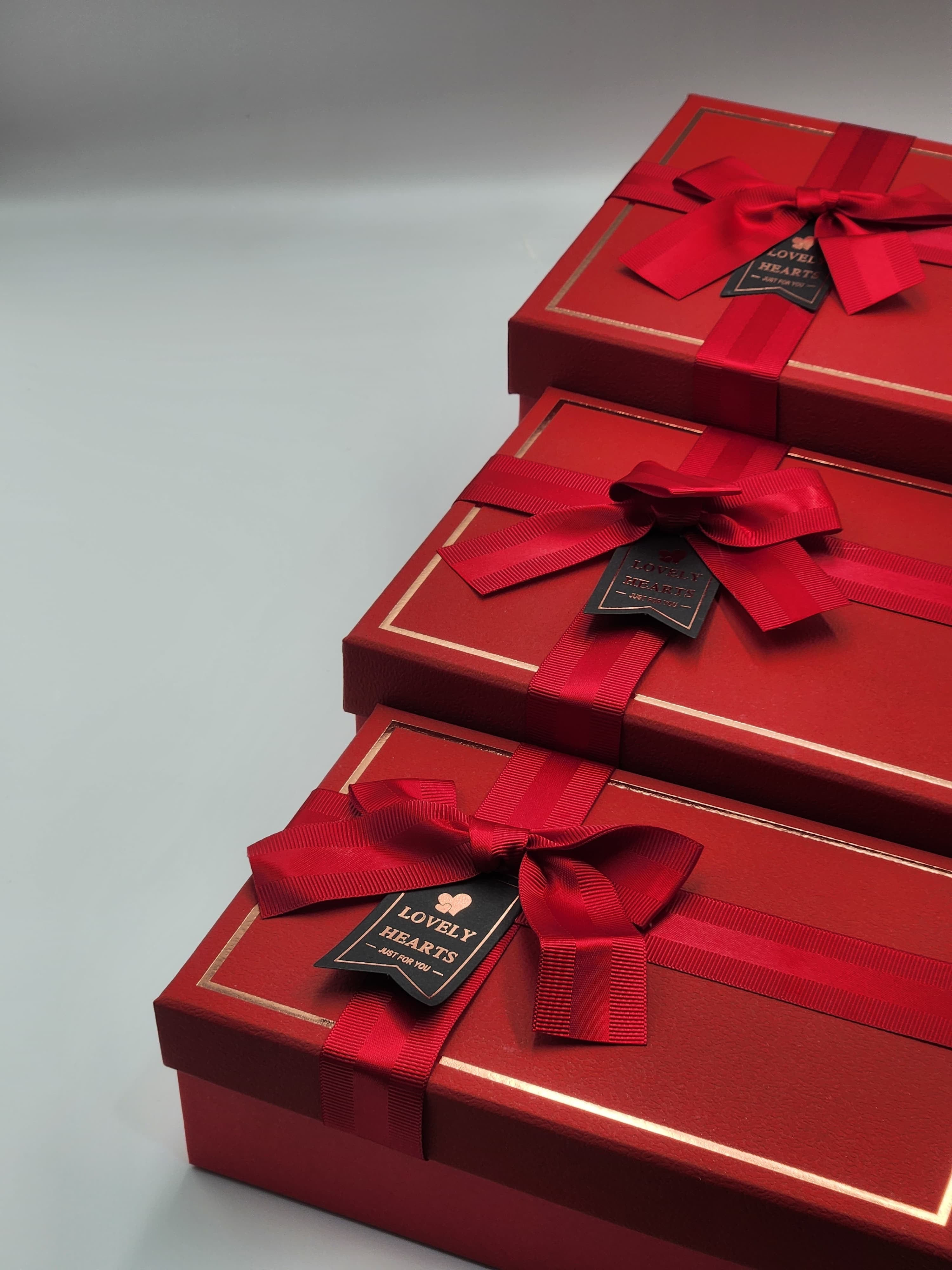 Elegant Colors Gift Box