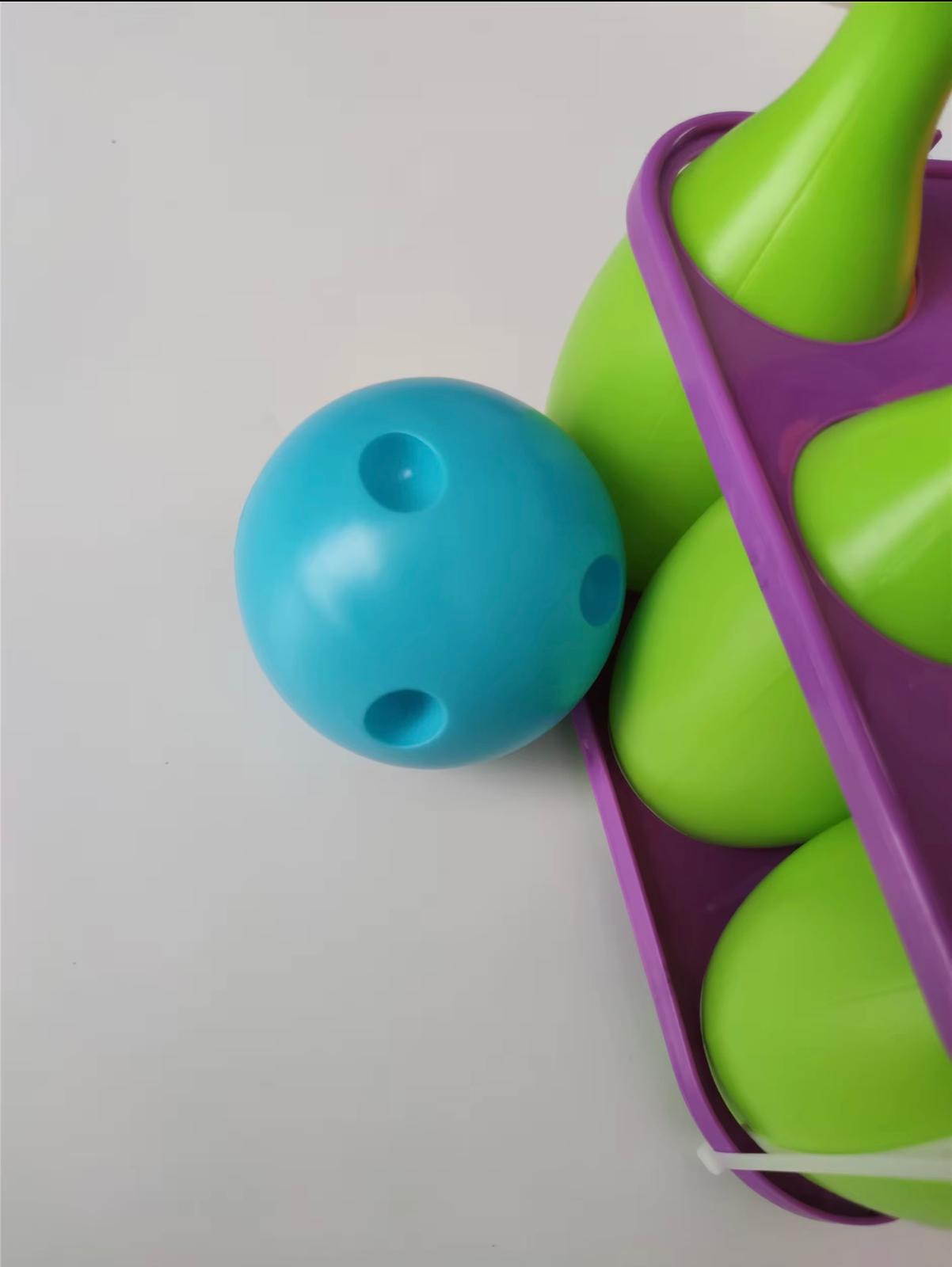 Indoor & Outdoor Plastic Bowling Set Kids Sport Play Garden Bowling Game for Kids Fun..