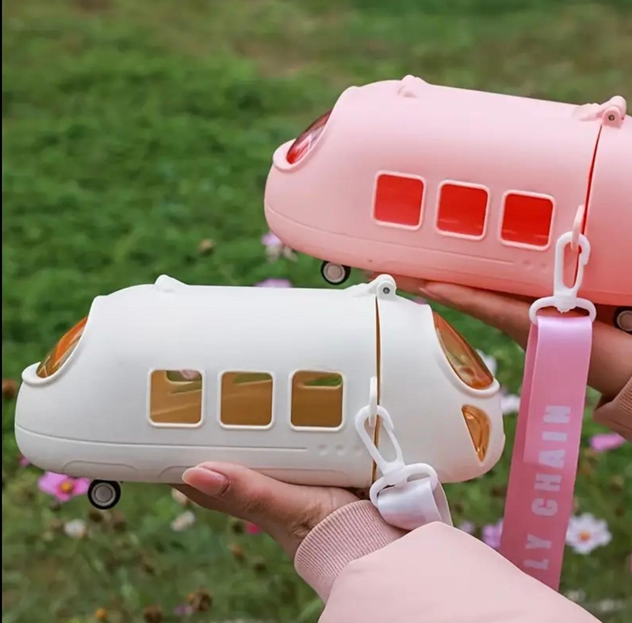 Large Capacity Plastic Water Bottle, Travel and Outdoor Cup, Cute Train Water Cup, Summer Outdoor Sports Water Bottle, Men'S and Women'S Couples Cup, Home Portable Portable Water Bottle, Straw Water Cup,