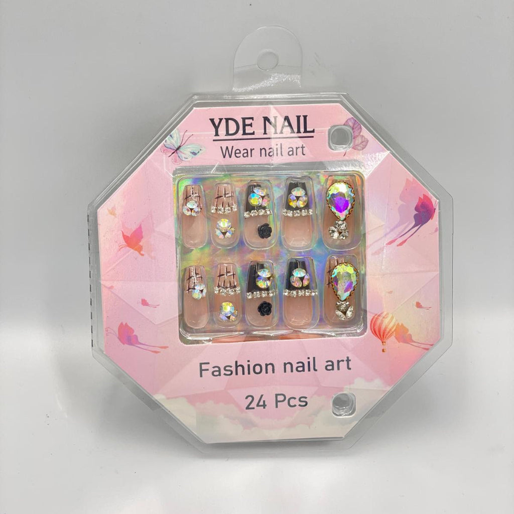 طقم أظافر 24 قطعة – موديل عشوائي