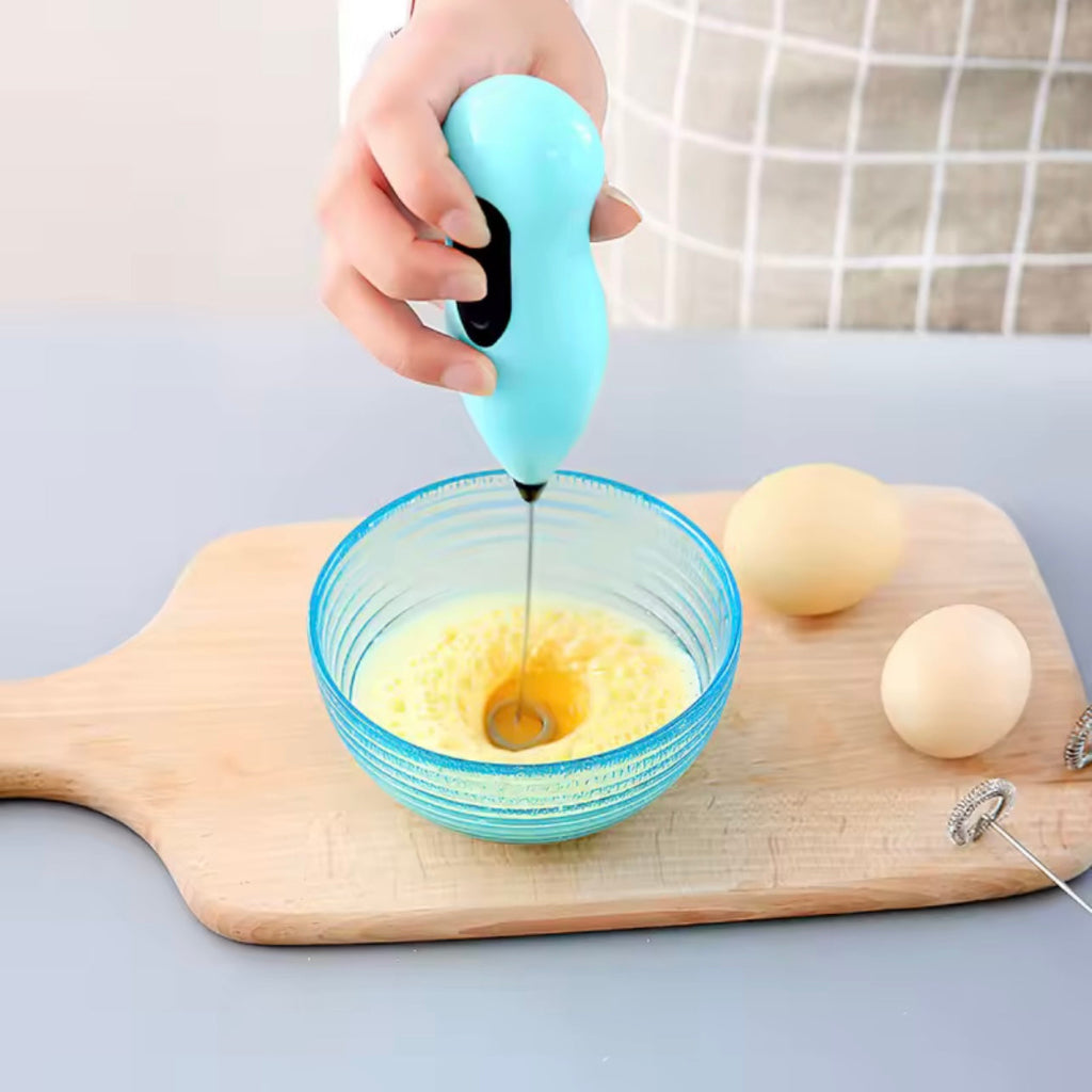 Milk Frother Foam Maker - رغوة مصغرة تعمل بالبطارية ، قهوة متوفرة مع هوكات من الفولاذ المقاوم للصدأ للحليب ، القهوة ، لاتيه ، كابوسينو