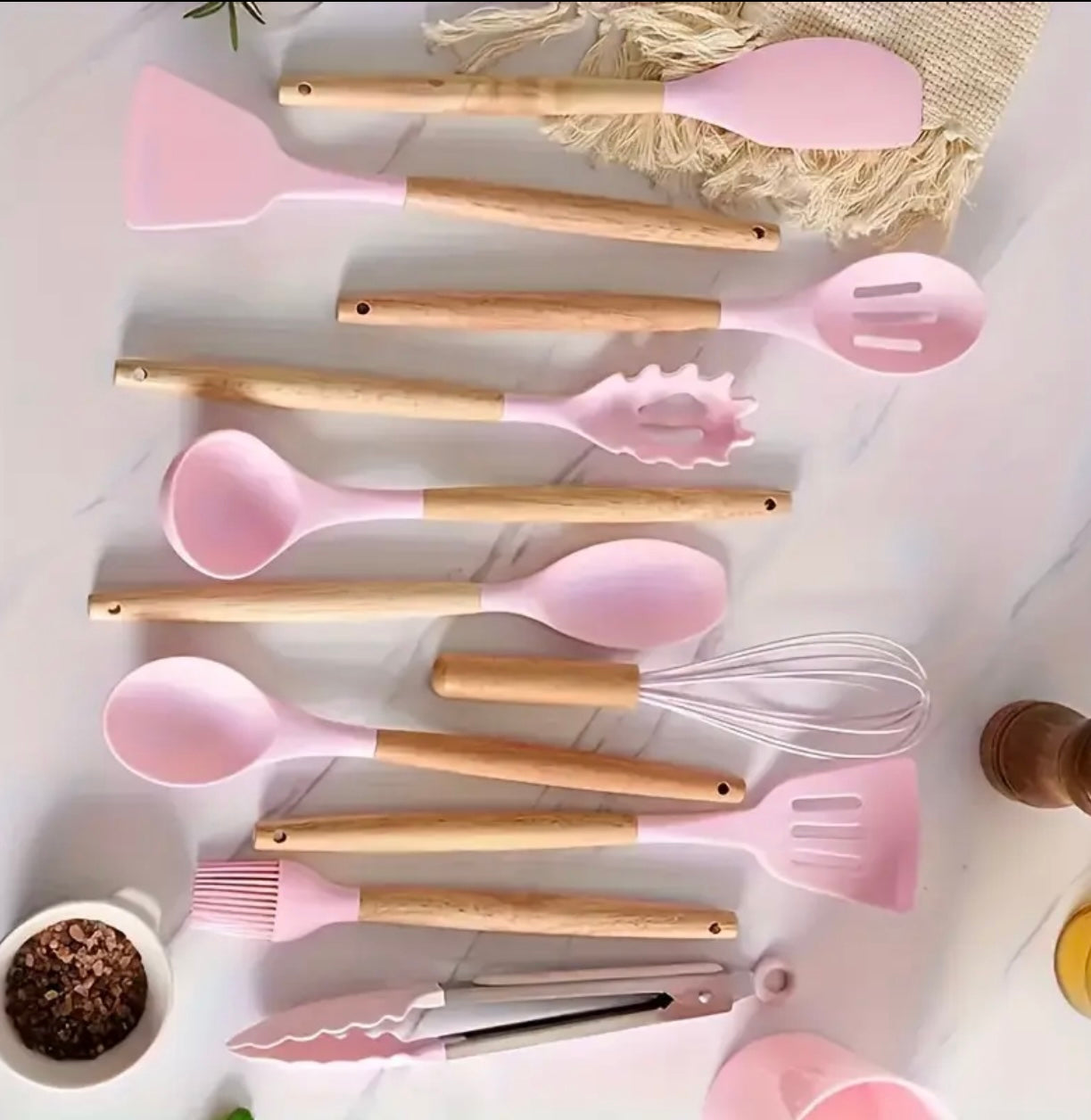 The perfect 12pcs silicone appliance set - heat resistant, non-stick, safe cookware with wooden handles - is suitable for washable, modern cookware, kitchen essentials for cooking, baking and serving, all kinds of festivals