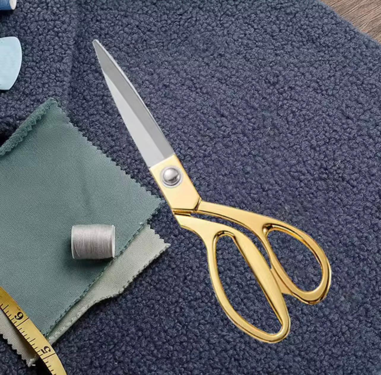 1 pcs Ultra Sharp Stainless Steel Tailor Scissors with Golden-Tone Alloy Handle - Perfect for Crafting, Office & Home Use, Durable & Precision Cutting, Scissors for Sewing