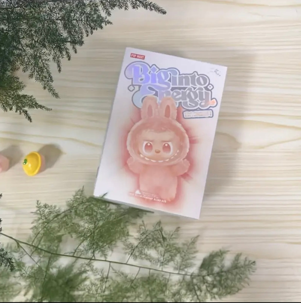 Pop Mart labubu 3rd generation series Mystery Box, trendy ornaments, suitable for desktop decoration, car decoration, keychain pendant, plush doll ornament decoration, surprise Mystery Box play