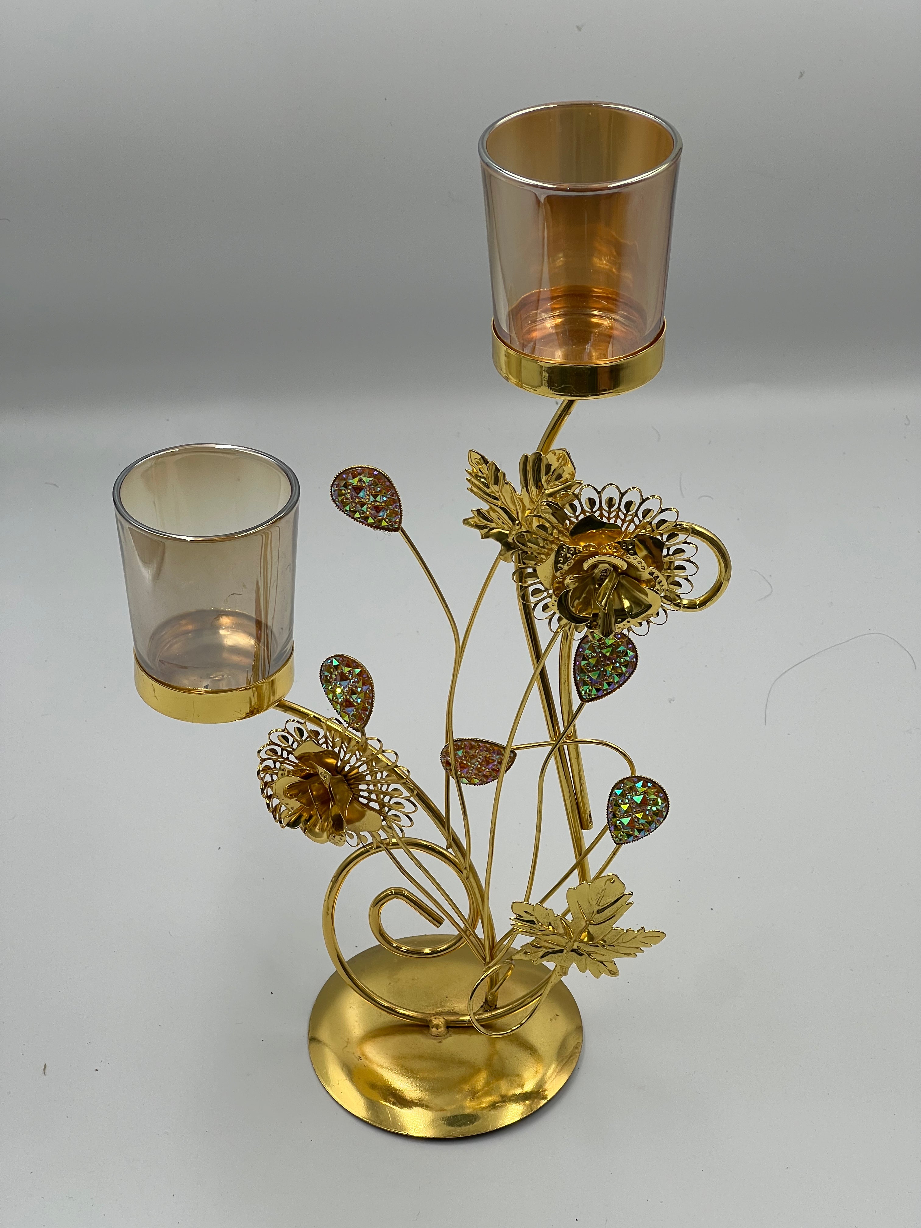 Elegant Golden Metal Candle Holder, Creative Tabletop Decorative Candle Stand for Home, Dining, Restaurant, Hotel, Festive Decor - Metallic Finish, Desktop Installation