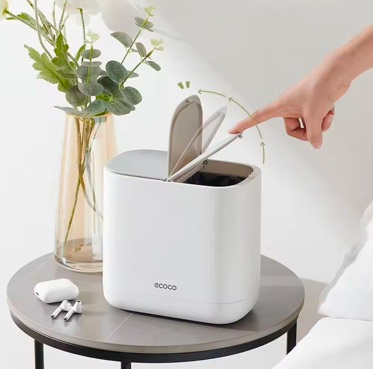 Portable Plastic Tissue Box Large Capacity Dustproof Tissue Storage Box Space Saving Anti-slip Desktop Trash Can for Home