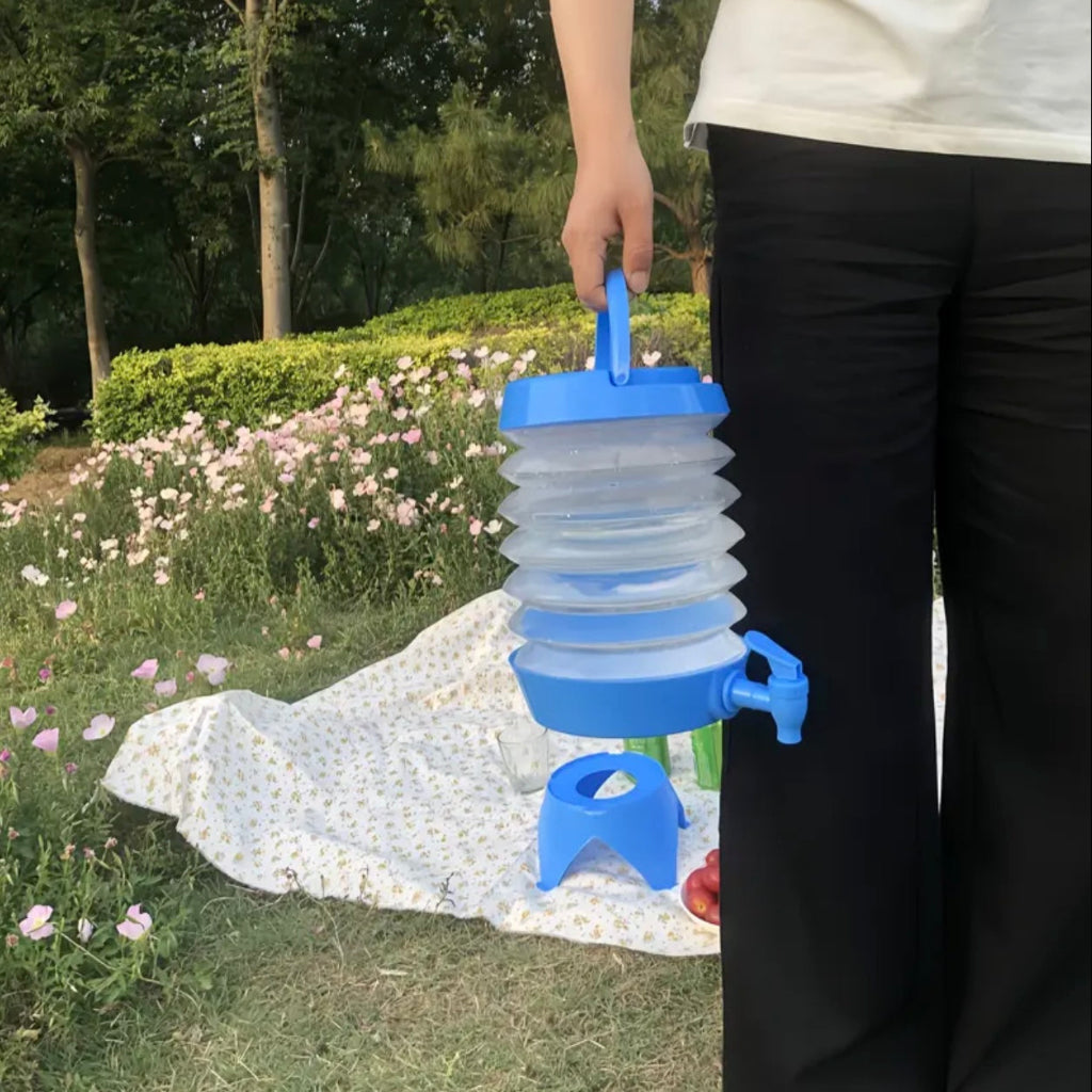 Outdoor mini folding water bucket for easy carrying, convenient for outdoor travel, tourism, camping, compact and convenient, suitable for various scenarios