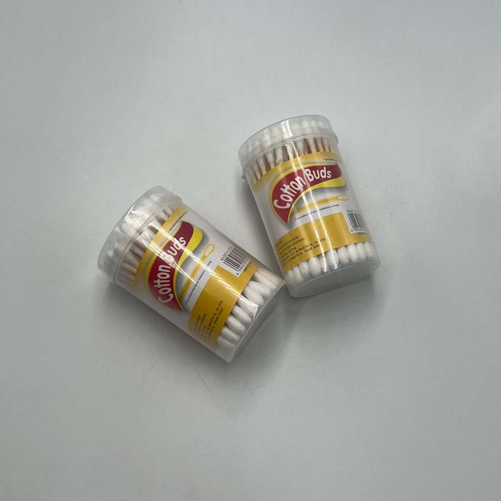 Disposable Double-Ended Cotton Swabs for Ear Cleaning, Available in 1 Packs of 60 ps, Suitable for Makeup Application.