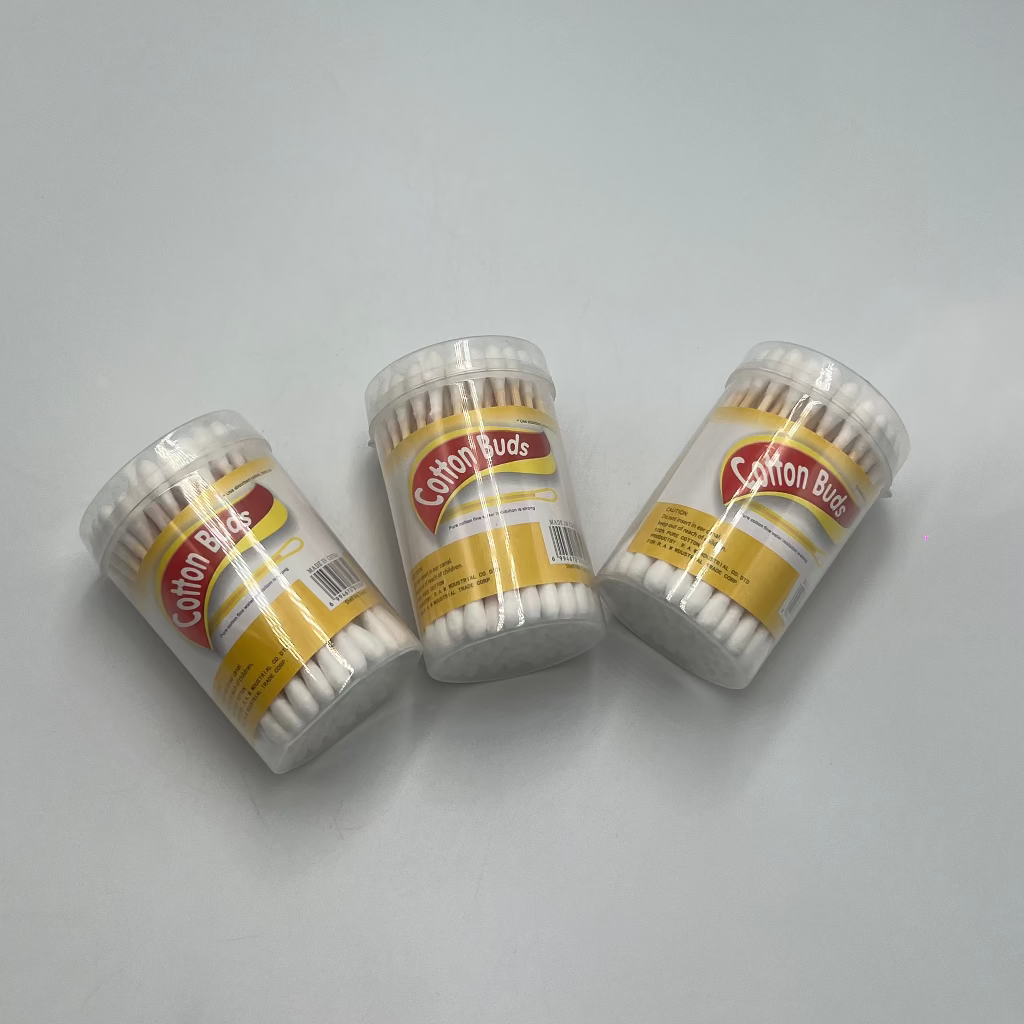Disposable Double-Ended Cotton Swabs for Ear Cleaning, Available in 1 Packs of 60 ps, Suitable for Makeup Application.