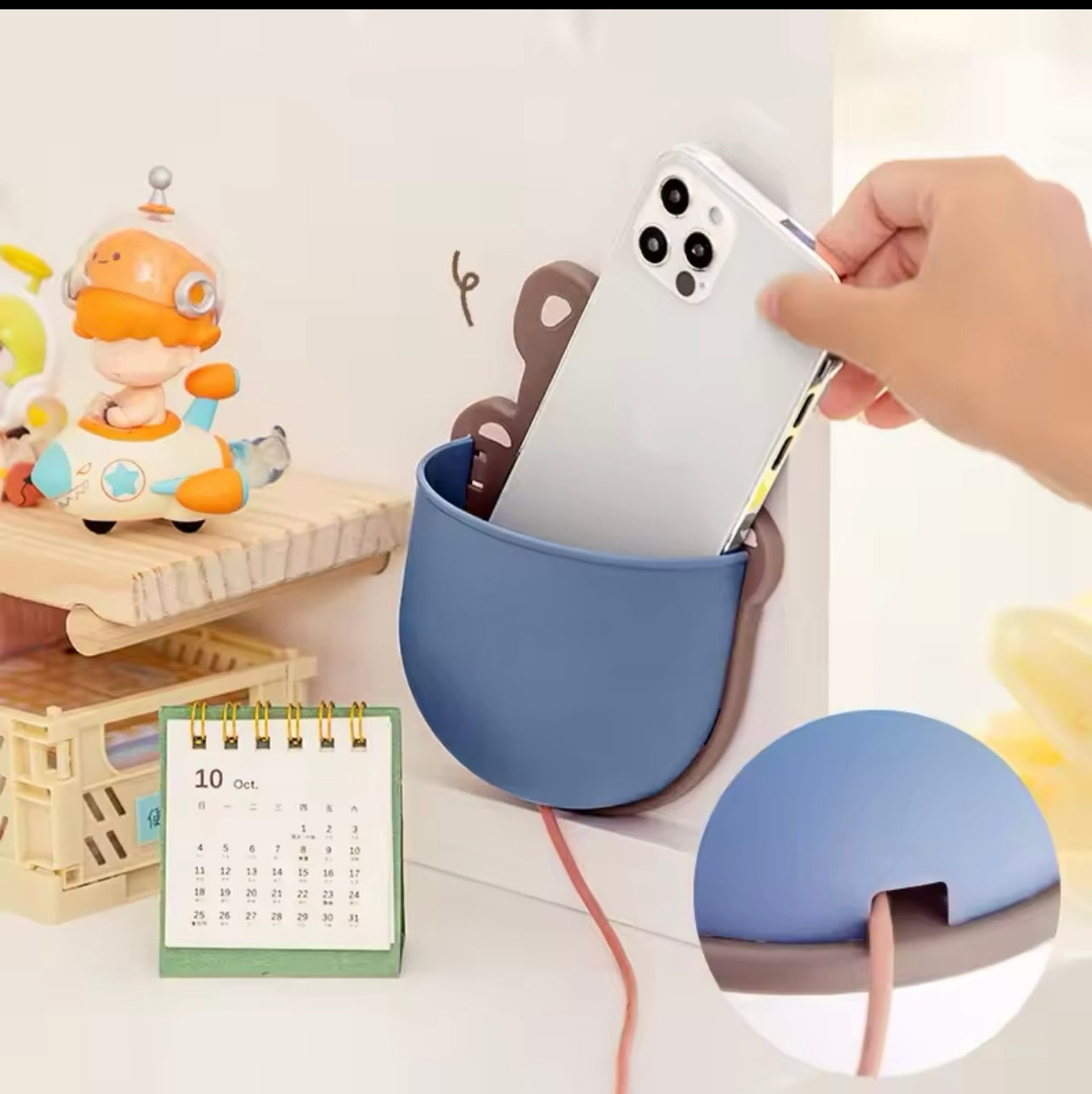 Mobile Phone Storage Shelf No Trace Wall Hanging Kitchen Storage Rack Bedroom Space-saving Wall-mounted Mobile Phone and Remote Control Adhesive Bracket - Fashionable Duck Rabbit, with Pen Slot Storage Box, Very Suitable for Home and Office
