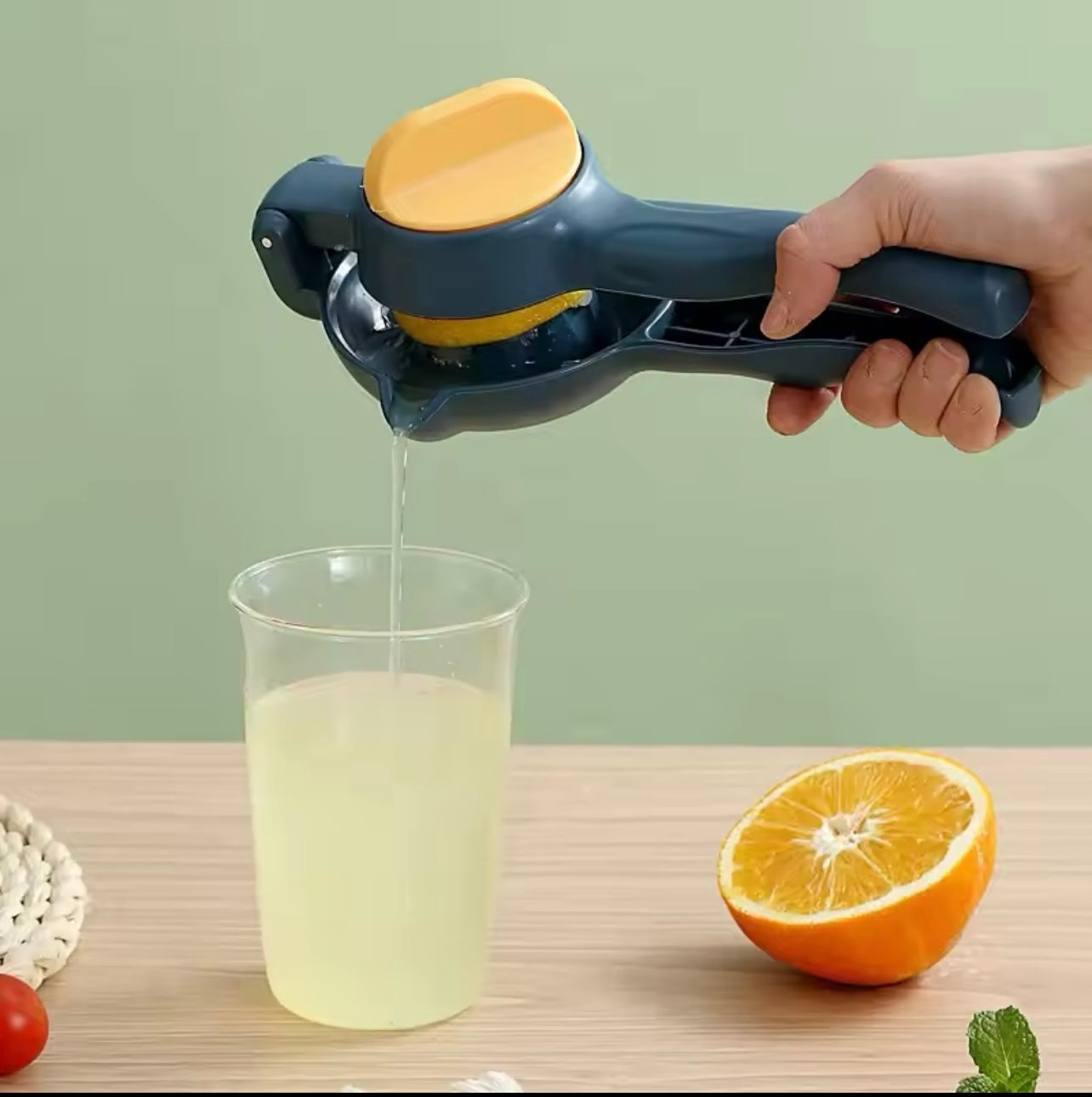 Juicer Multi Functional Manual Juicer Portable Household Lemon Oranges Juicer Squeezed Dedicated Juice Press Kitchen Accessories