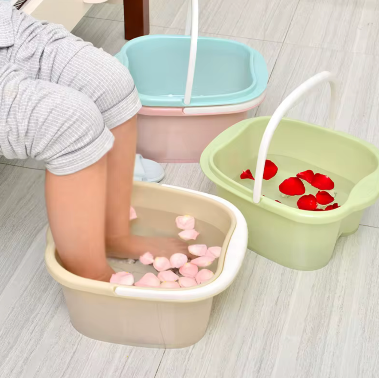1pc سميكة مكافحة التسلل أربع جولات من برميل حوض القدمين مواكبة مع أسرة تدليك Footbath Simply Portable Roller Basin Plastic Drop Wash Basin Multi-Color اختياري