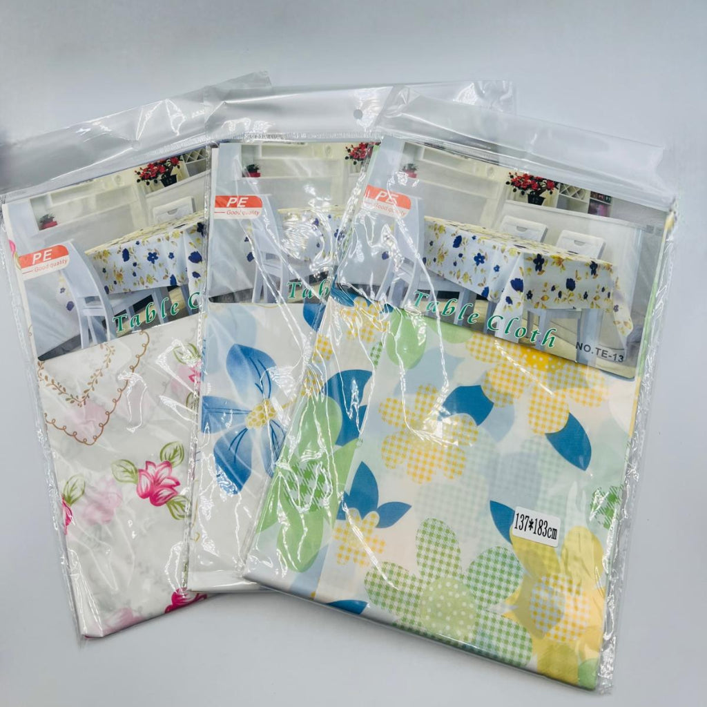 Tablecloth - Polyester, Machine-Made, Rectangular,Random Pattern, Perfect for Kitchen, Dining, Parties, Versatile Dining Accessory,Floral Table Setting, Polyester Fabric, Tablecloth
