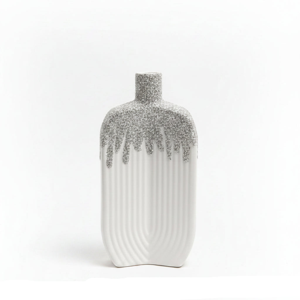 White & Silver Drip-Design Decorative Ceramic Vase – Modern Elegant Home Accent