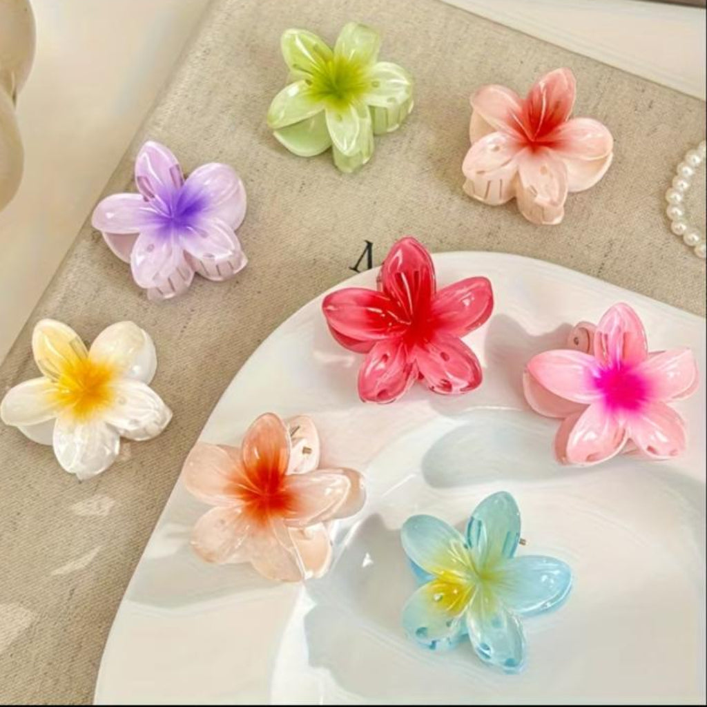 Flower Shape Hair Claw Clips Set – 7-Piece Random Colors