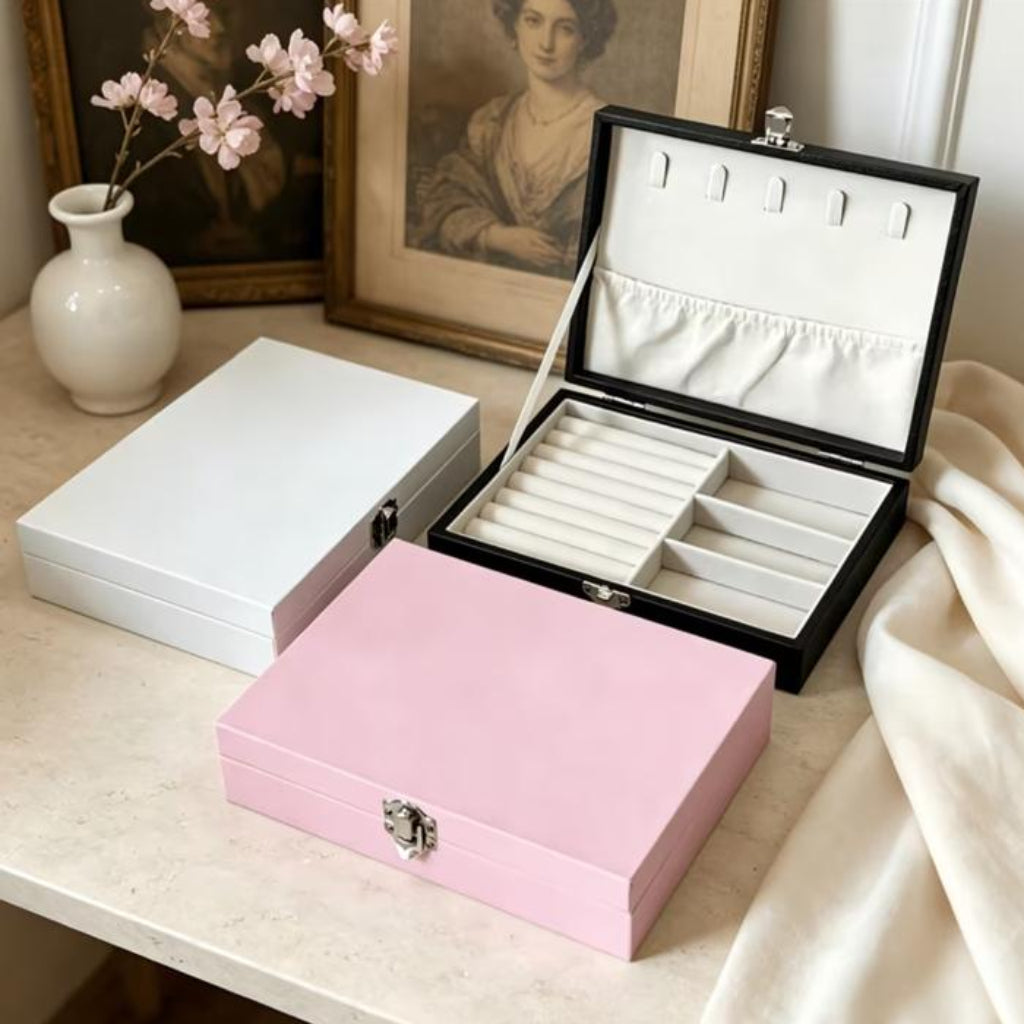 Jewelry Storage Box – Compact Organizer for Rings, Earrings, Necklaces & Accessories