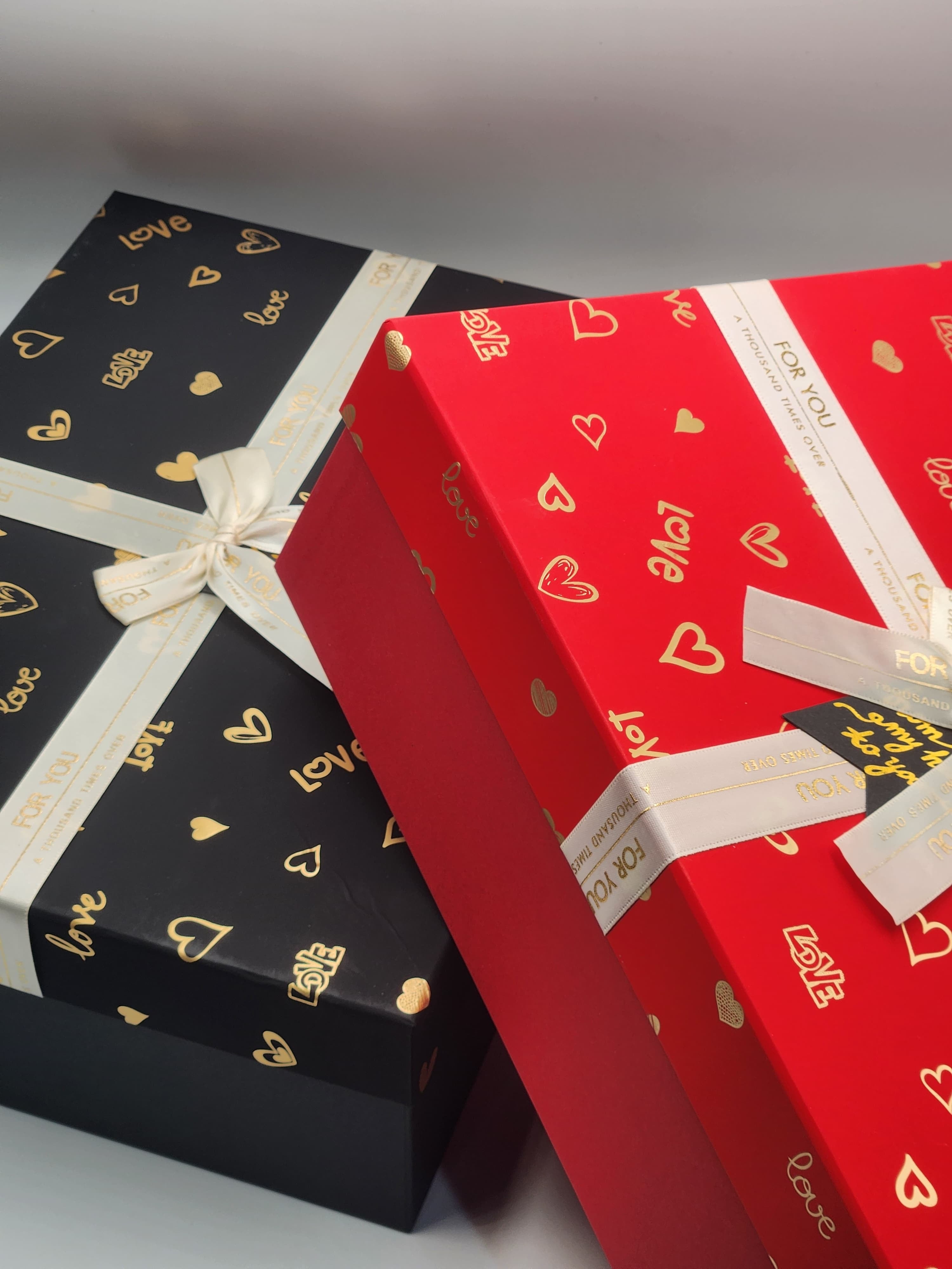 Love patterns Gift box,Gift for Birthdays,Anniversary&weddings..